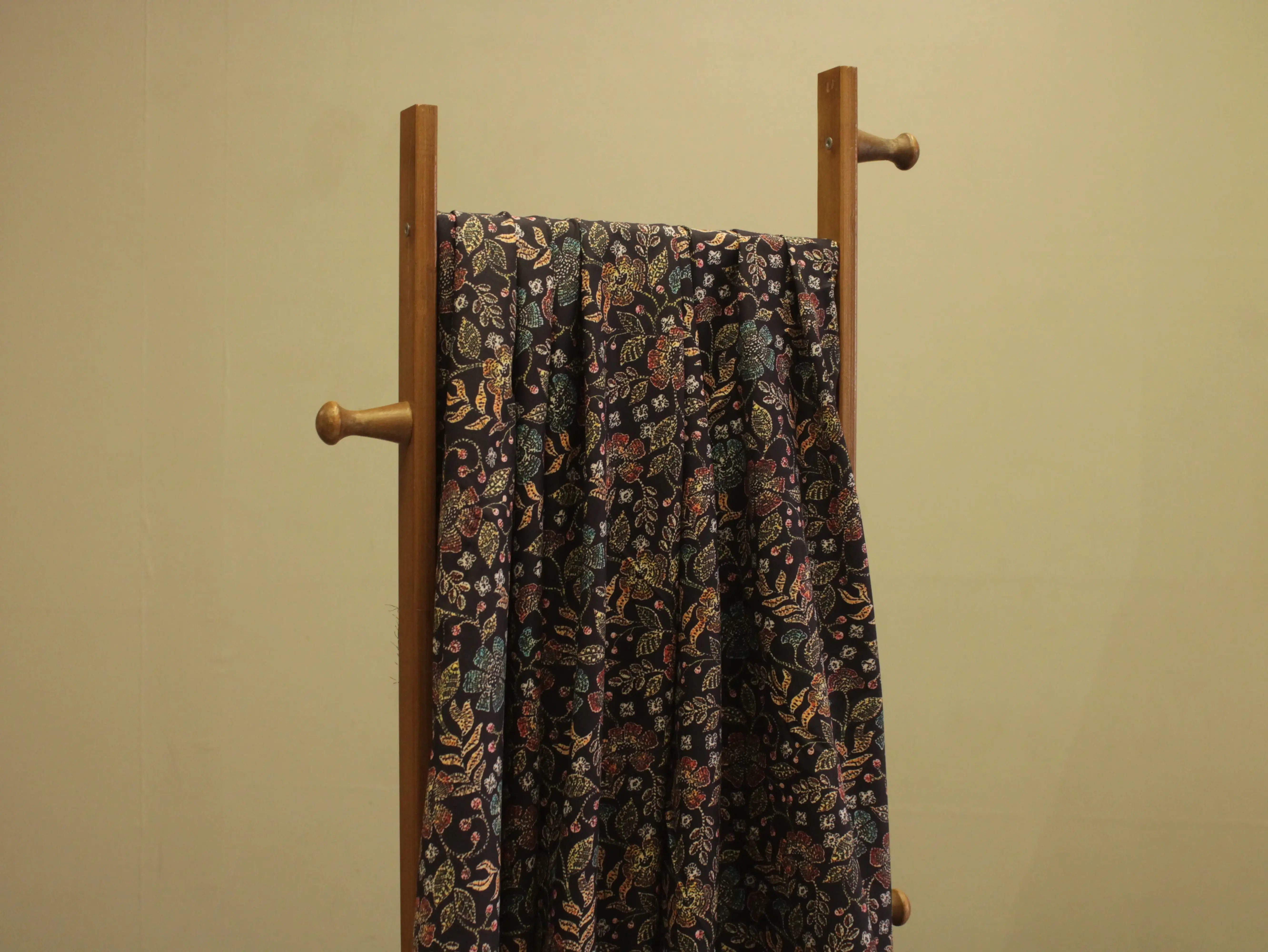 Premium Digital Printed Microfiber Cotton Lawn Fabric