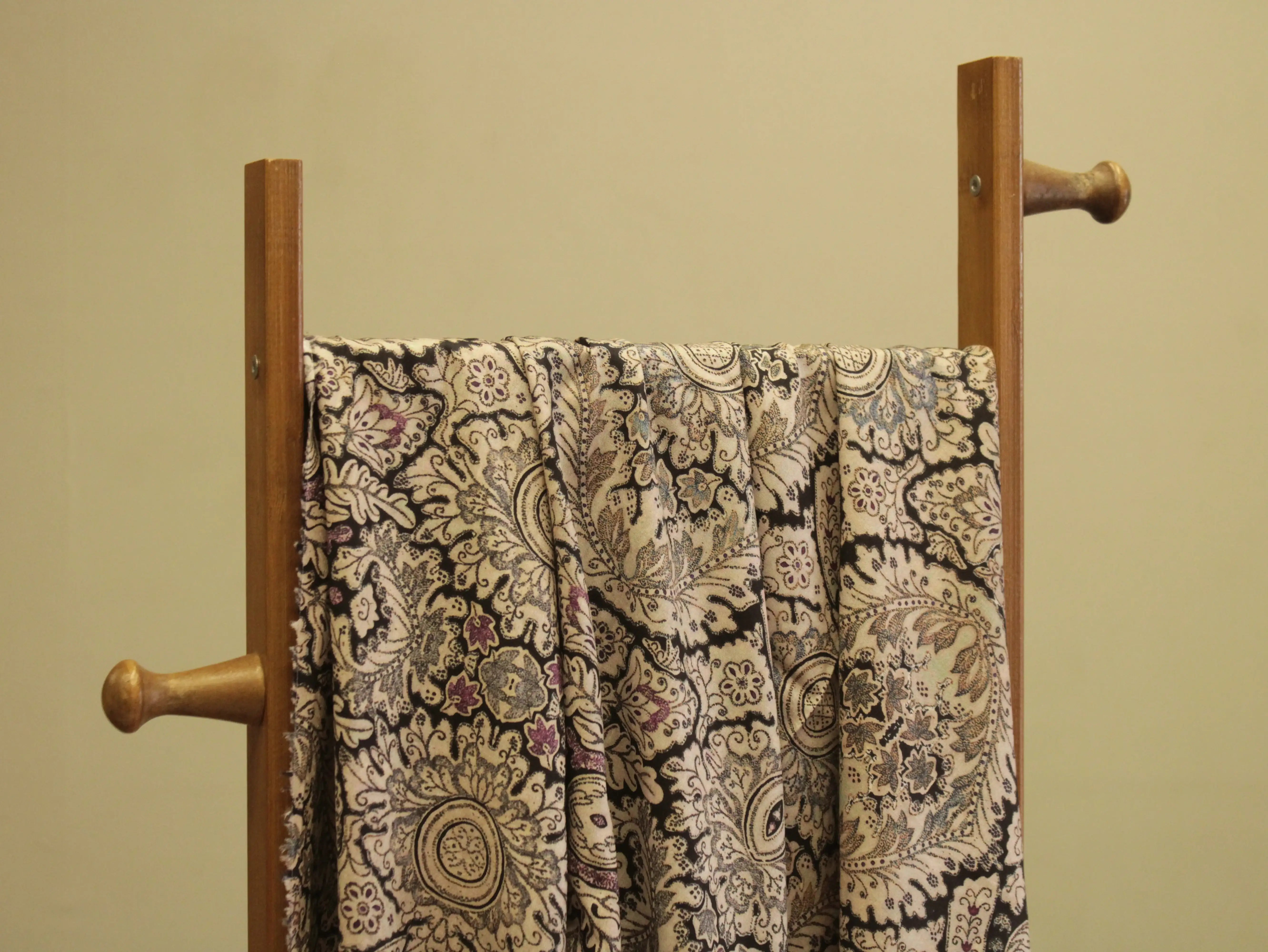 Premium Digital Printed Microfiber Cotton Lawn Fabric