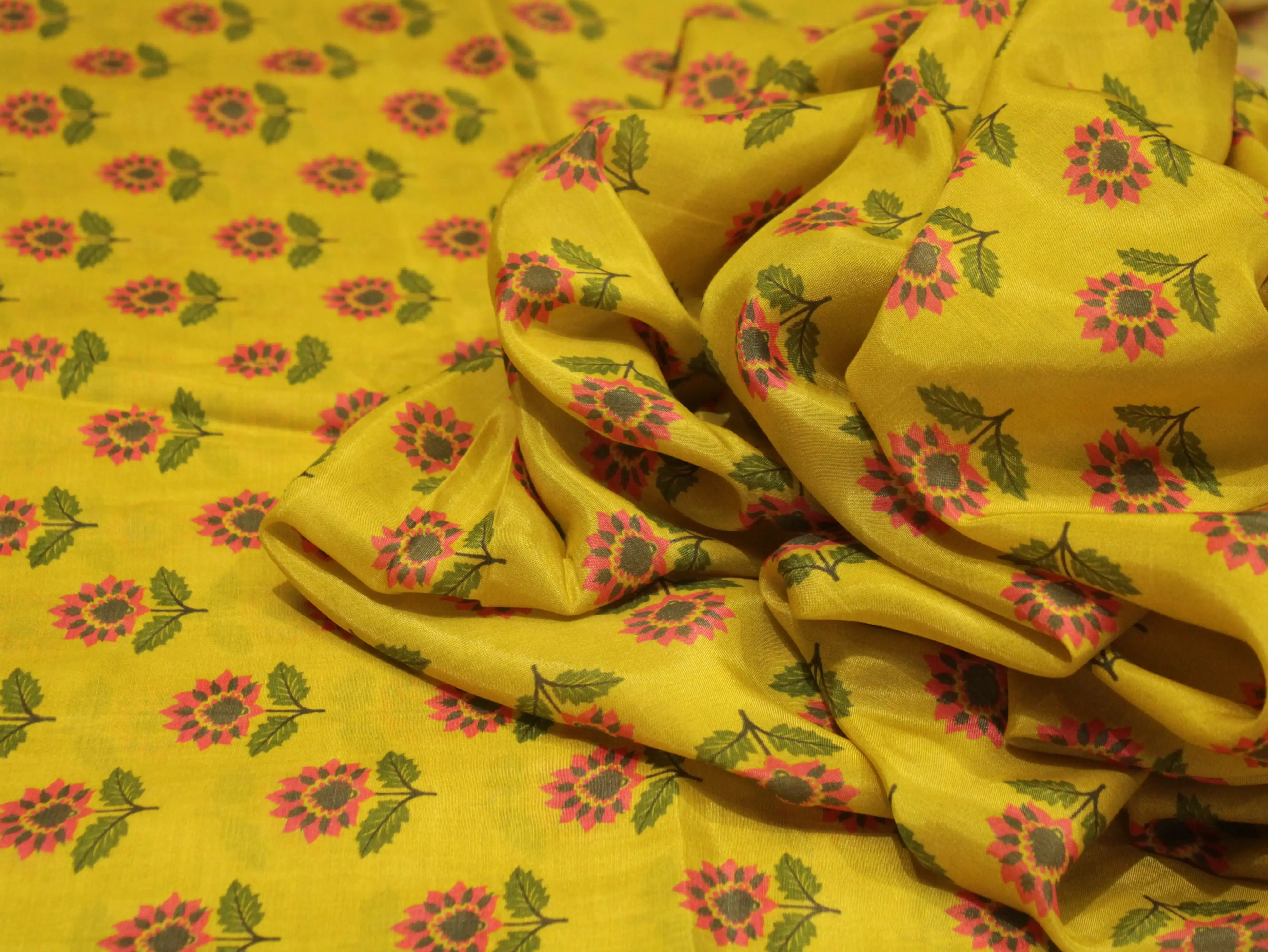Pure Soft Modal Muslin Digital Printed Fabric - M'Foks