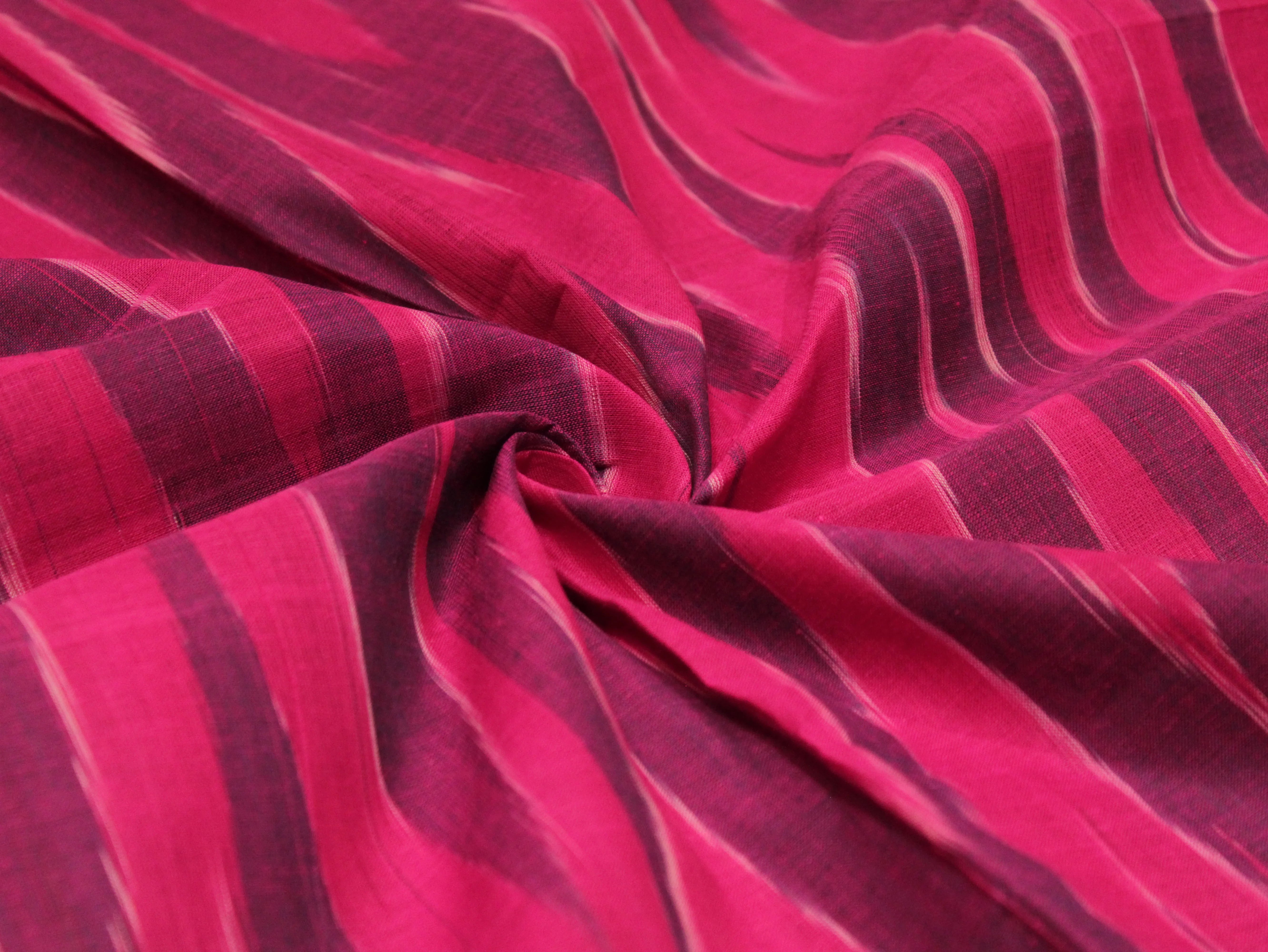 Mfoks : Handloom Pure Cotton Woven Fabric - Silk Rani - M'Foks