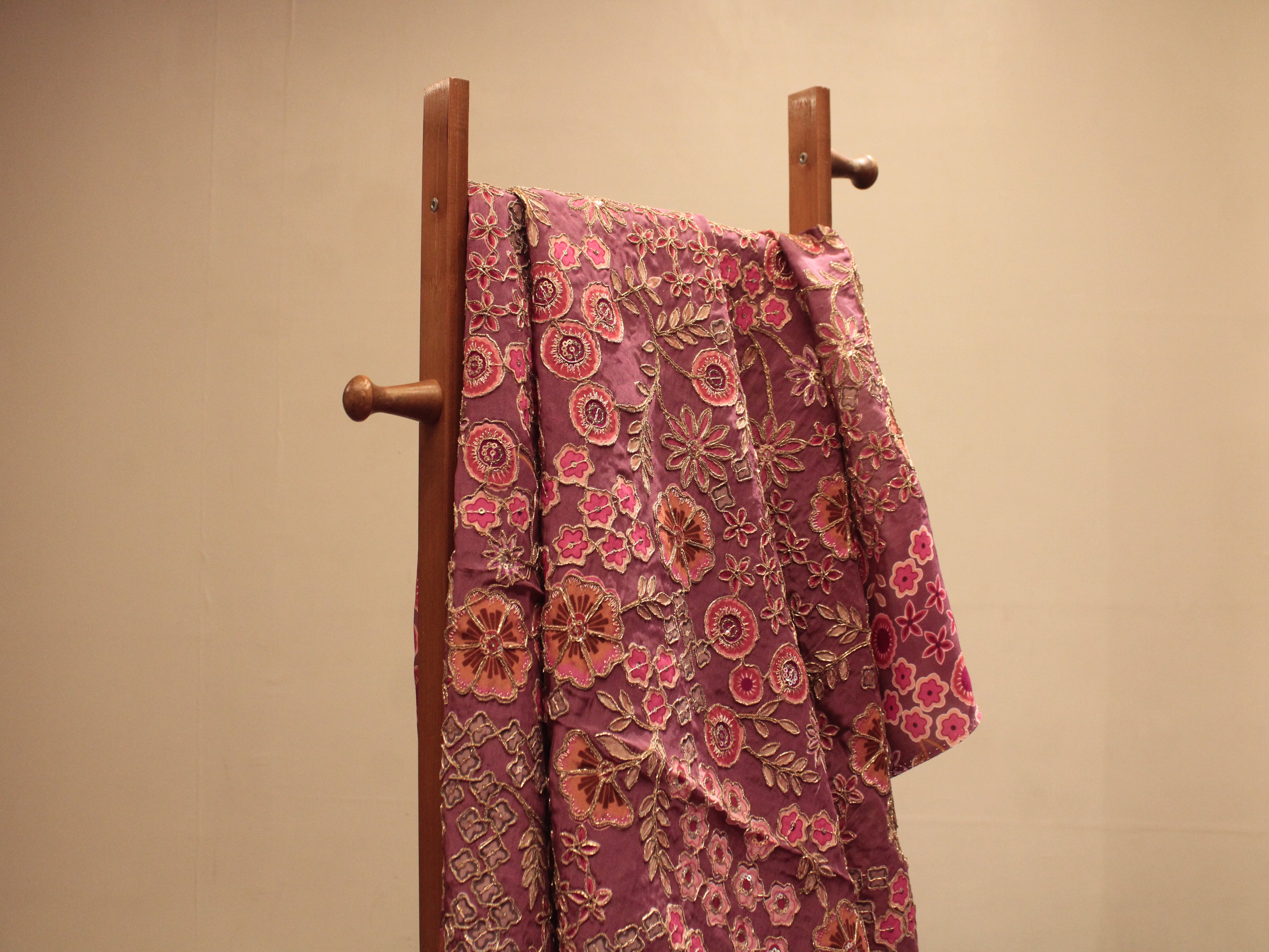 POSH : Premium Coding Work Natural Crepe Fabric