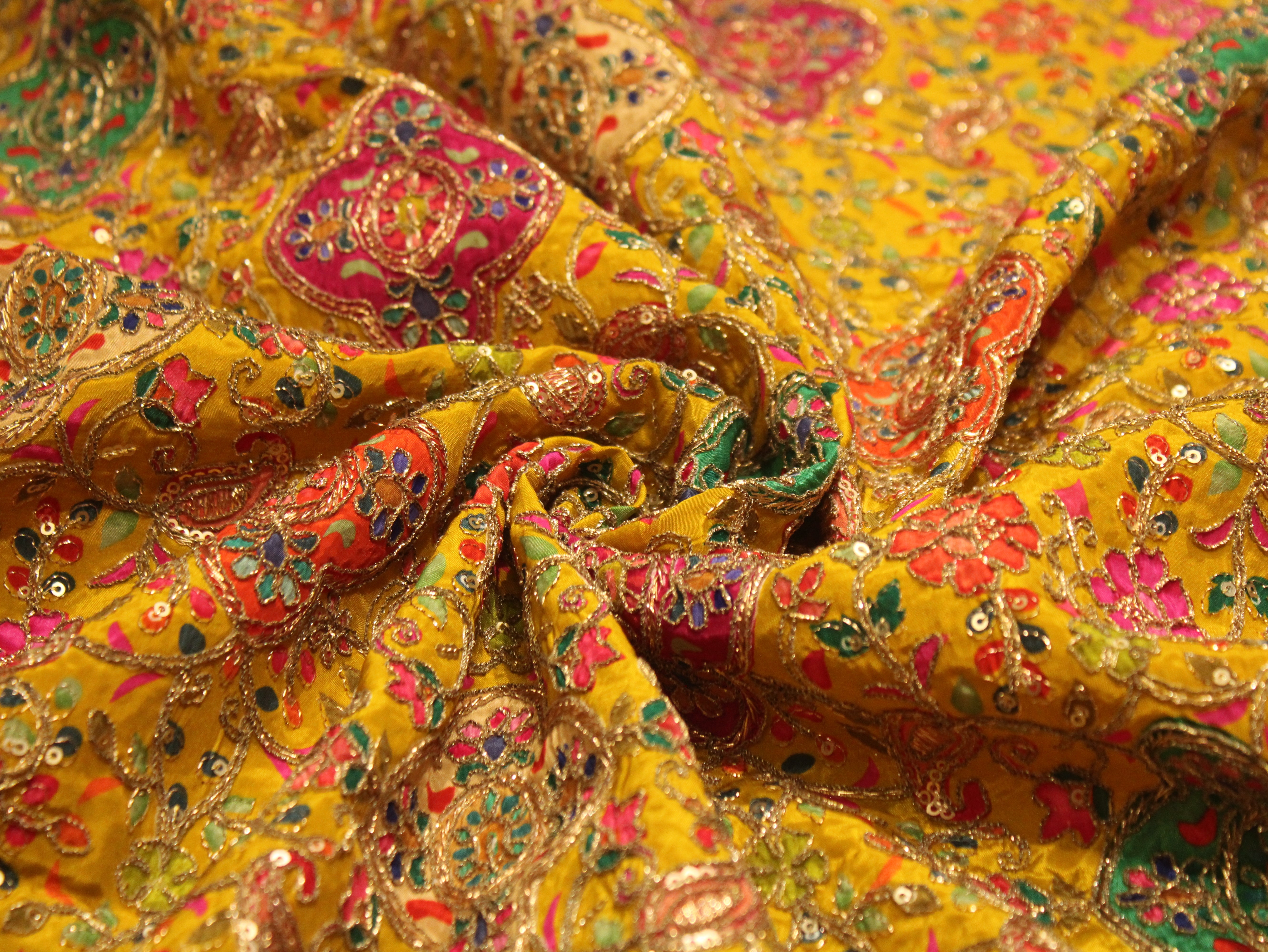POSH : Premium Coding Work Natural Crepe Fabric