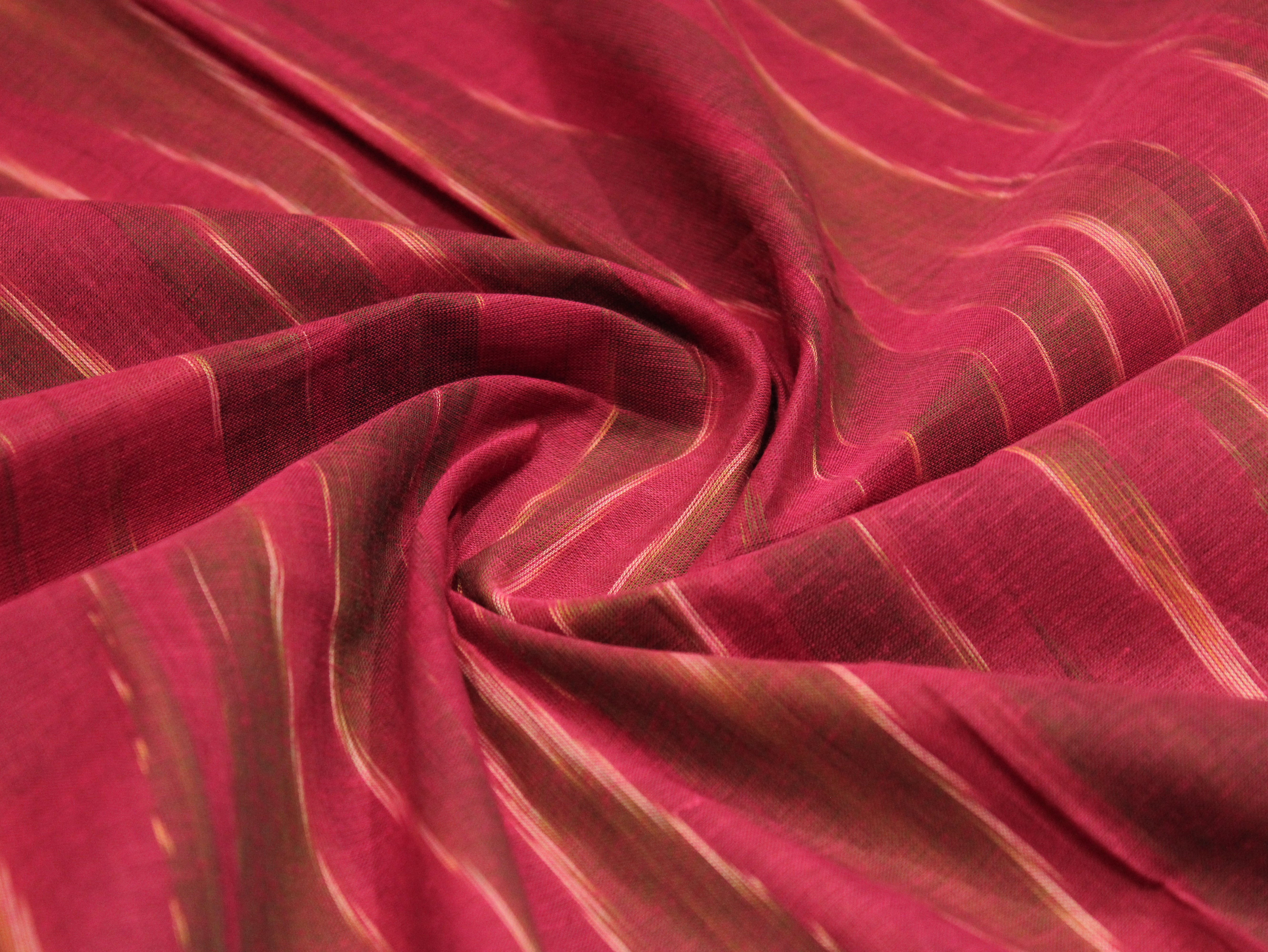 Mfoks : Handloom Pure Cotton Woven Fabric - Dark Rani