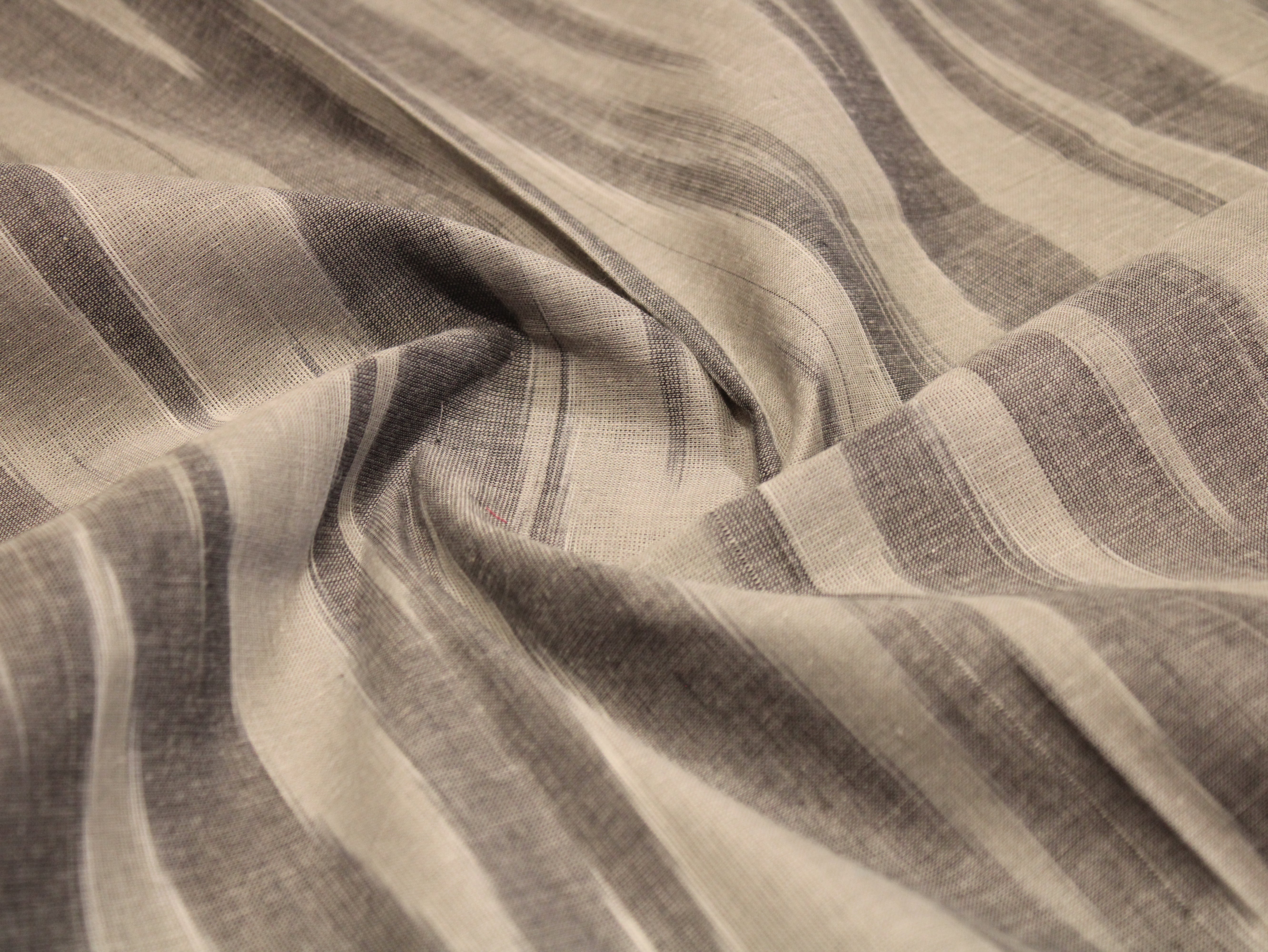 Mfoks : Handloom Pure Cotton Woven Fabric - Dark Grey