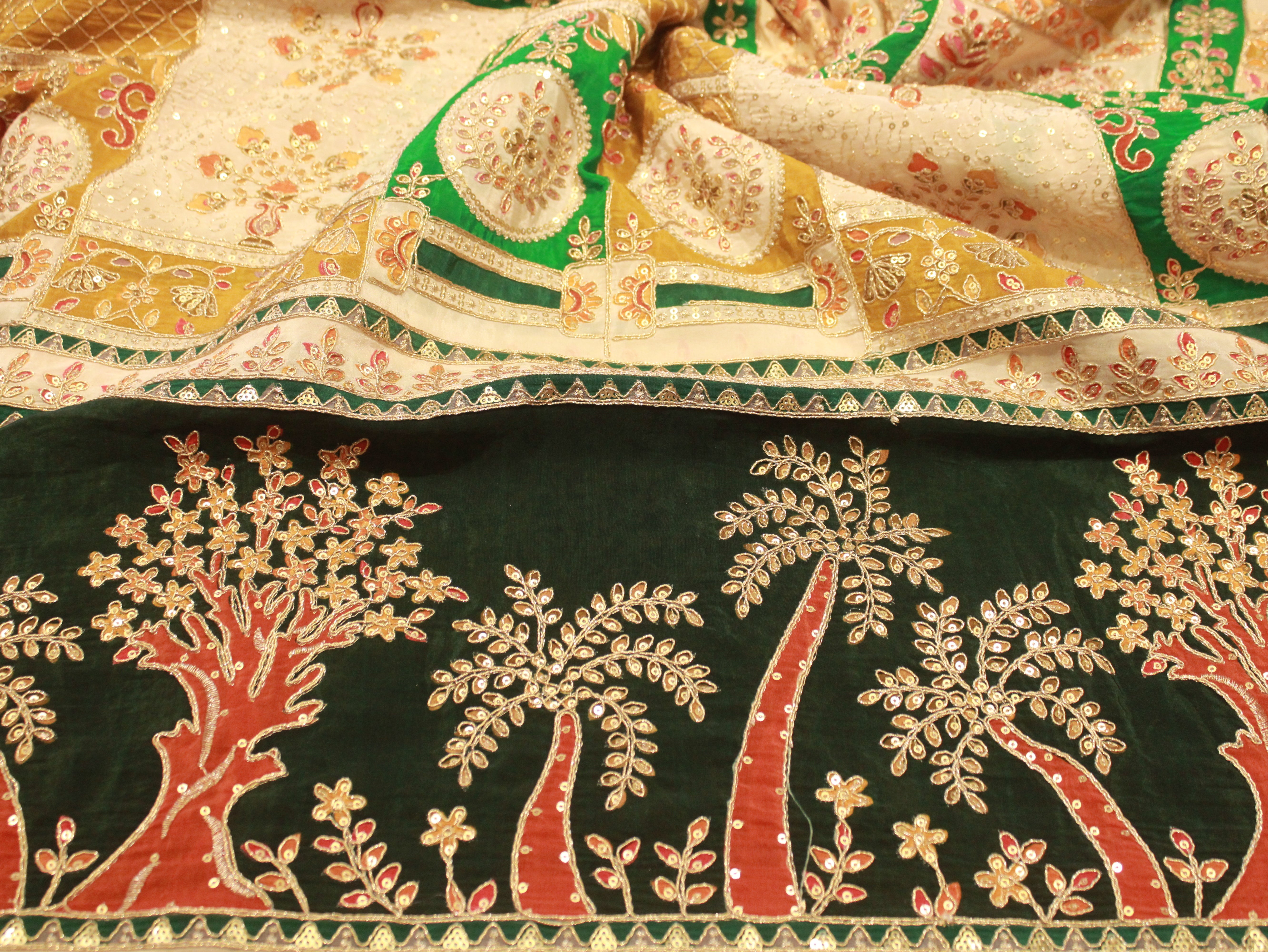 POSH : Premium Coding Work Natural Crepe Fabric - Green