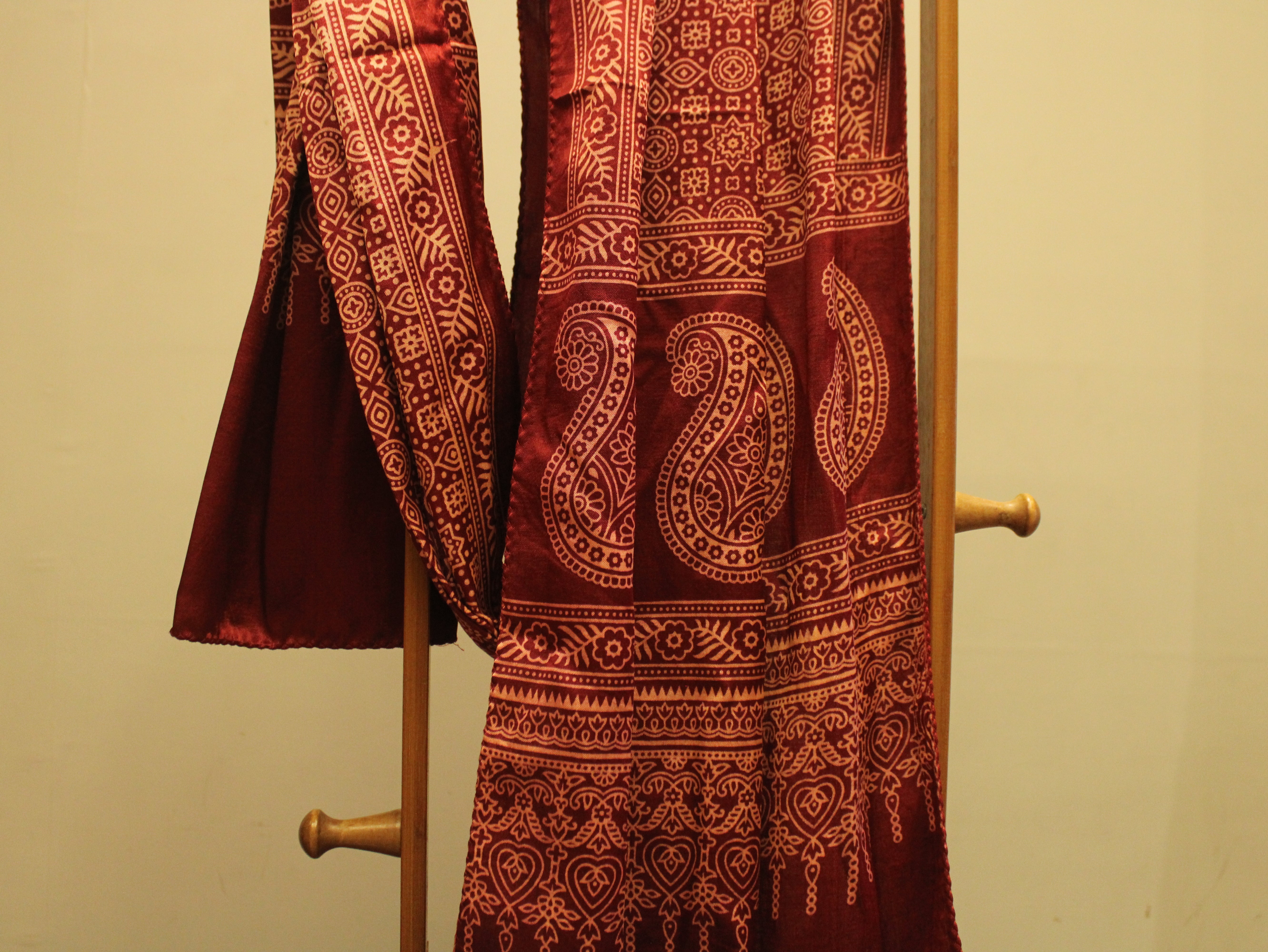 Ajrakh Women's Gaji Silk Stole - Maroon