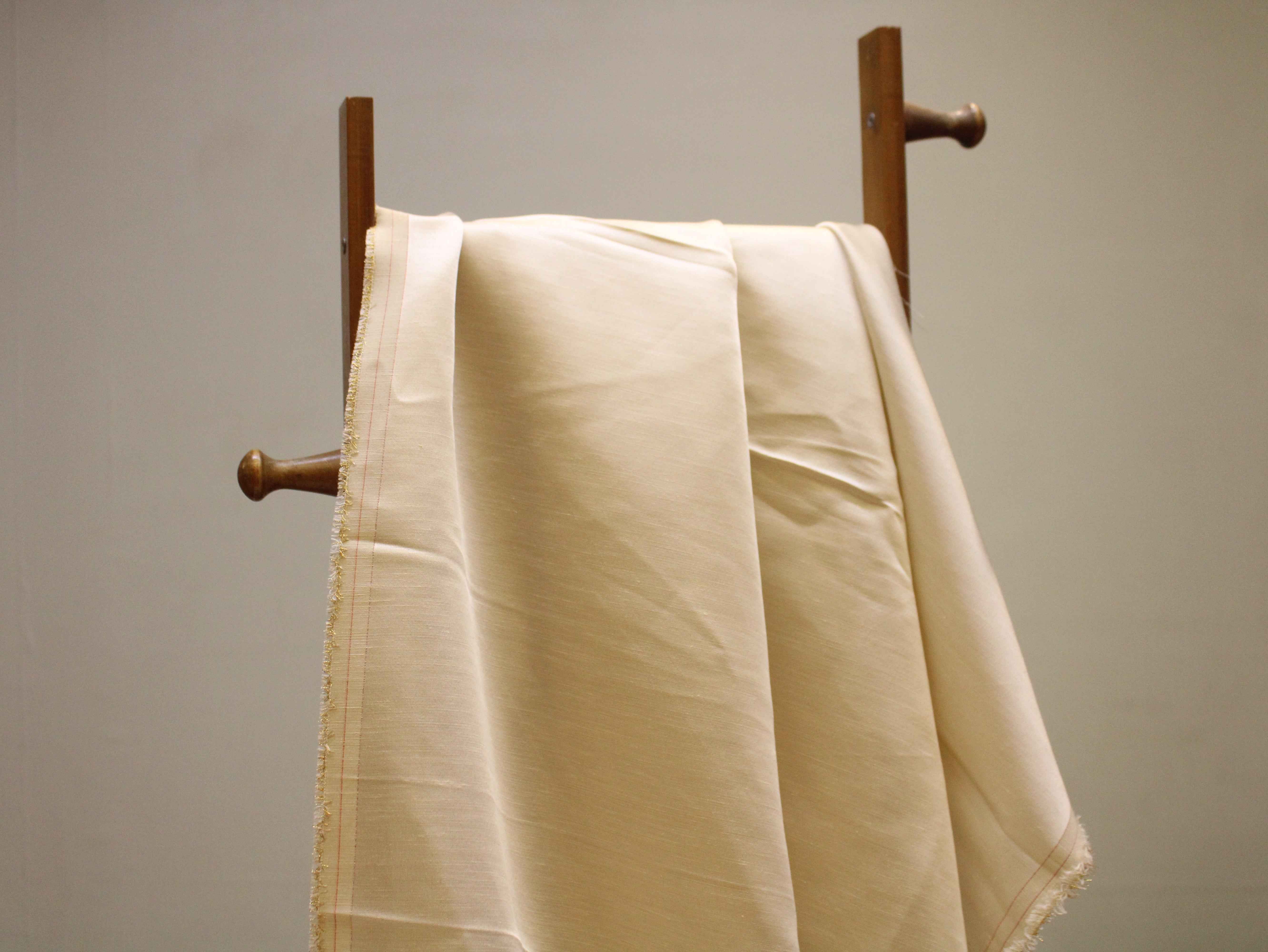 Tissue Linen Silk Dyeable Fabric