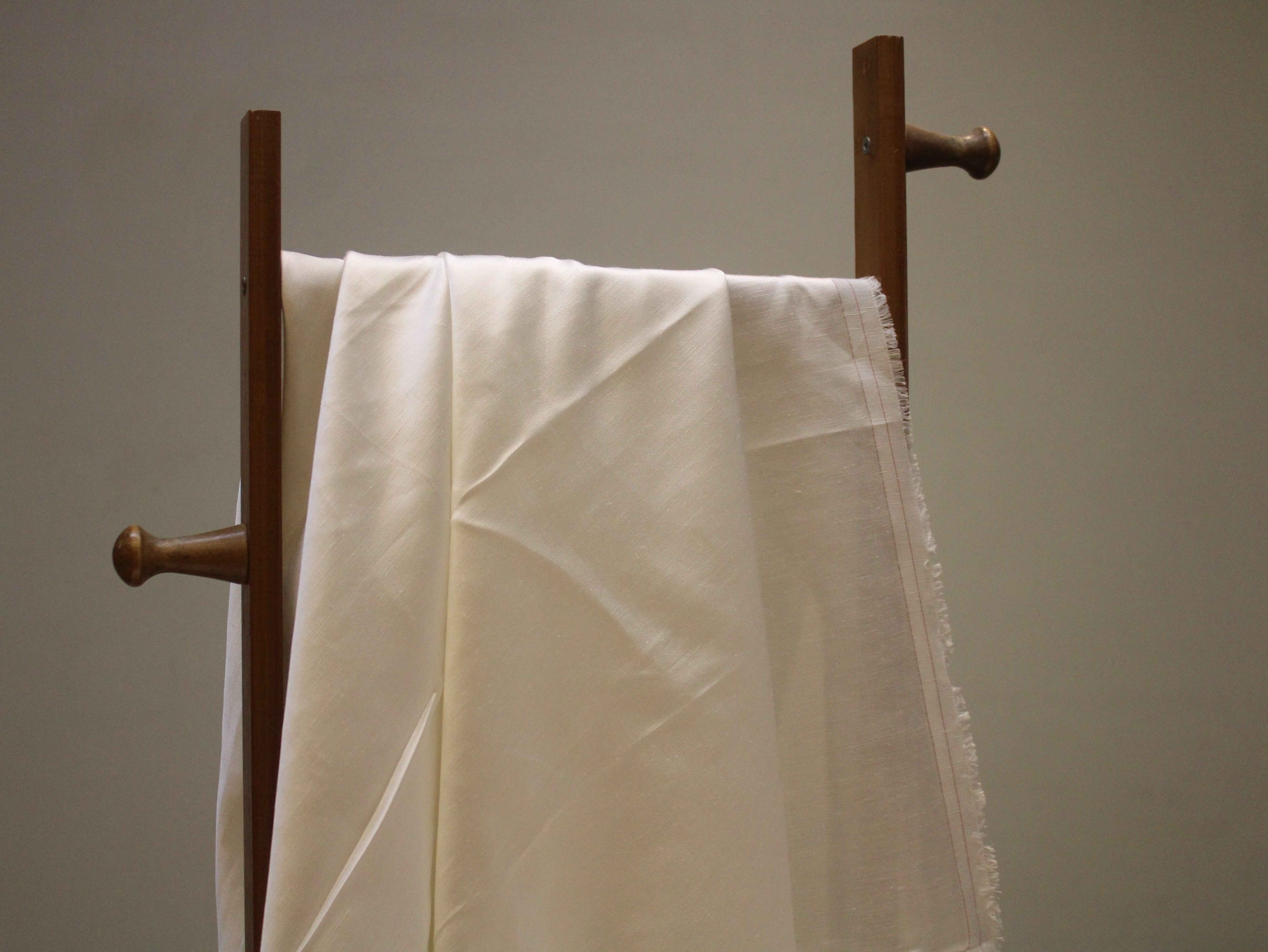 Viscose Plain Linen Silk Dyeable Fabric