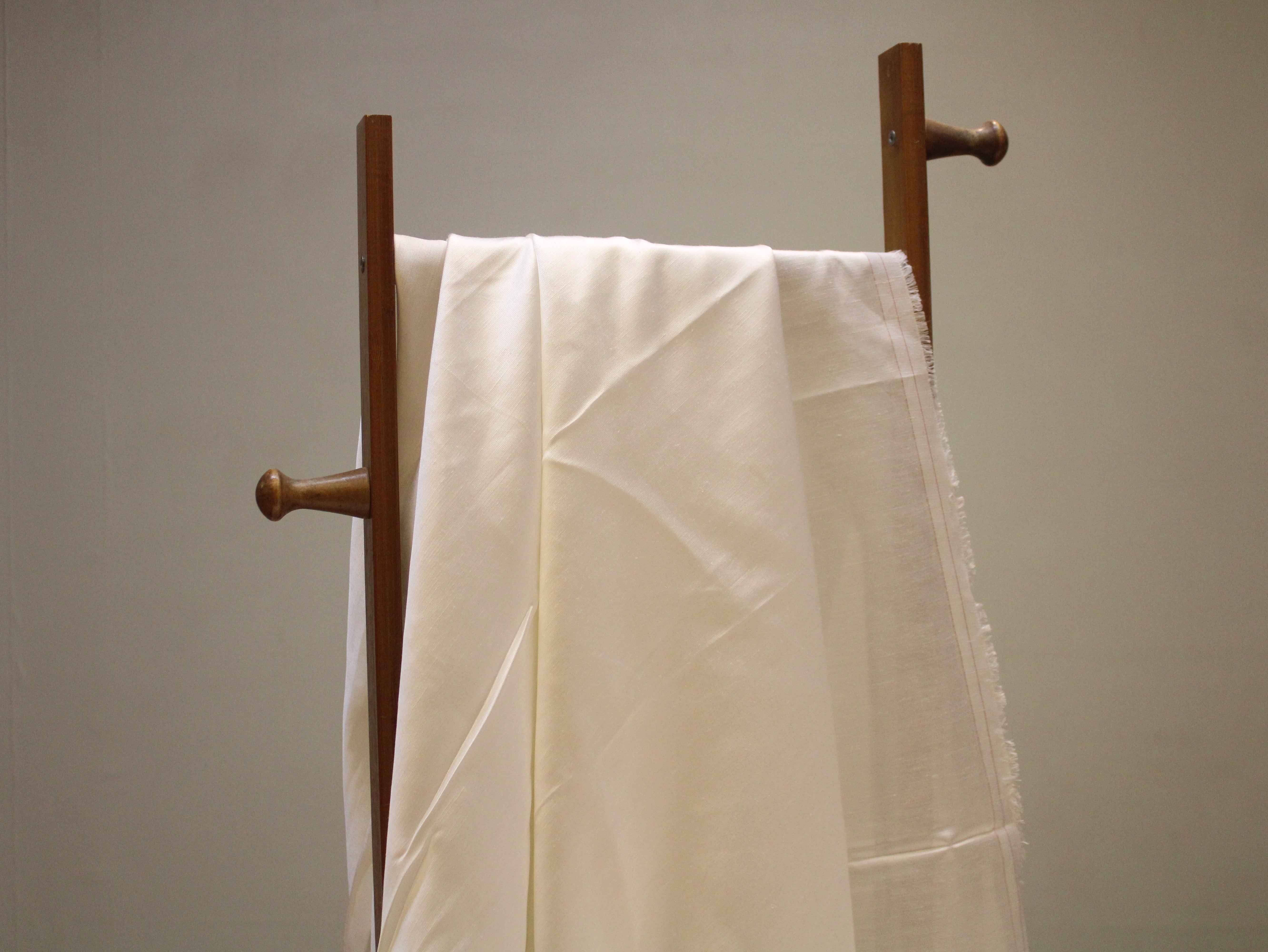 Viscose Plain Linen Silk Dyeable Fabric