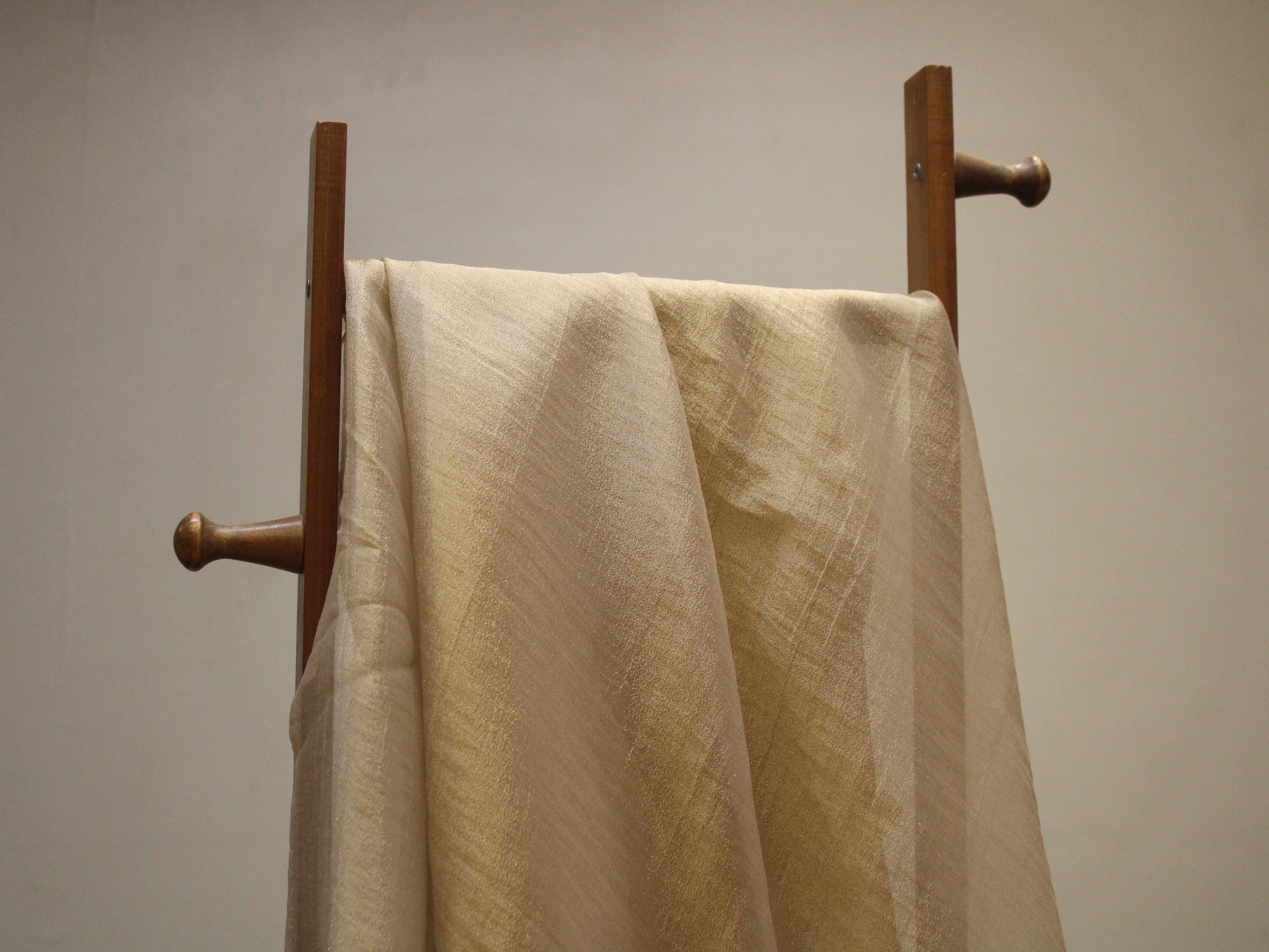 Plain Banarasi Metallic Gold Tissue Fabric