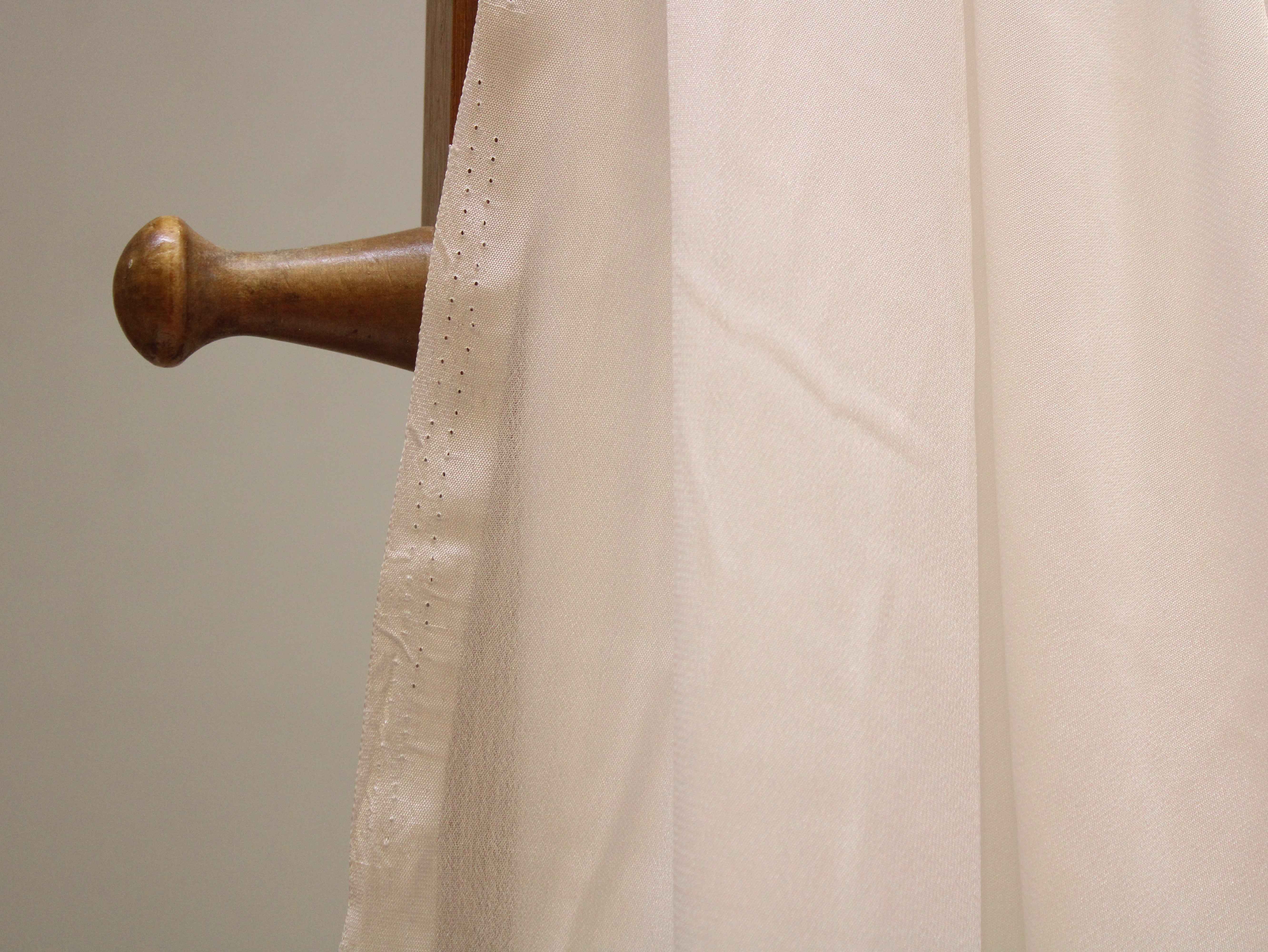 White Plain Kashmiri Rasgulla Crepe Fabric