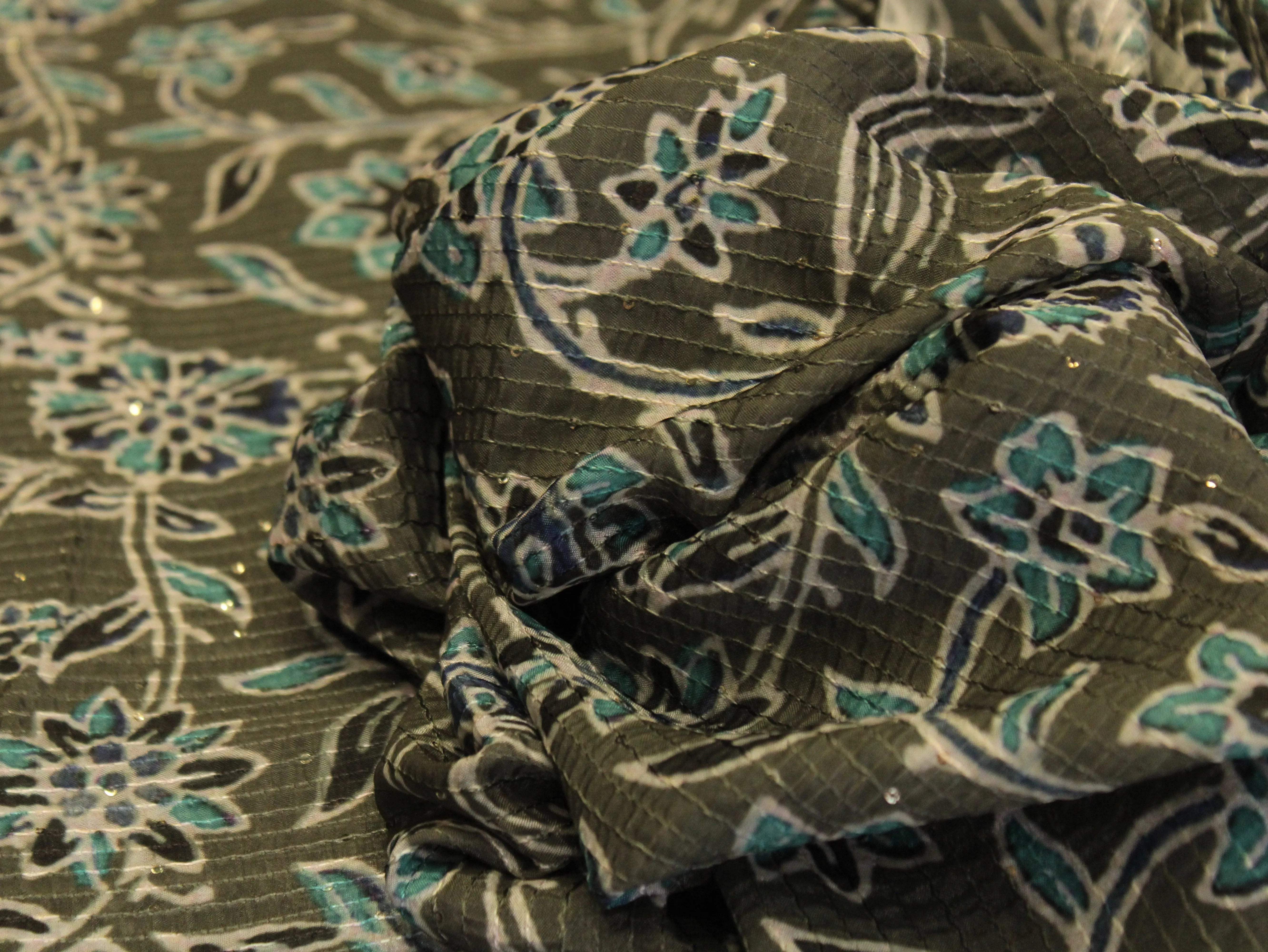 Vibrant X Mix & Match : Digital Viscos Chinon Silk Fabric - M'Foks