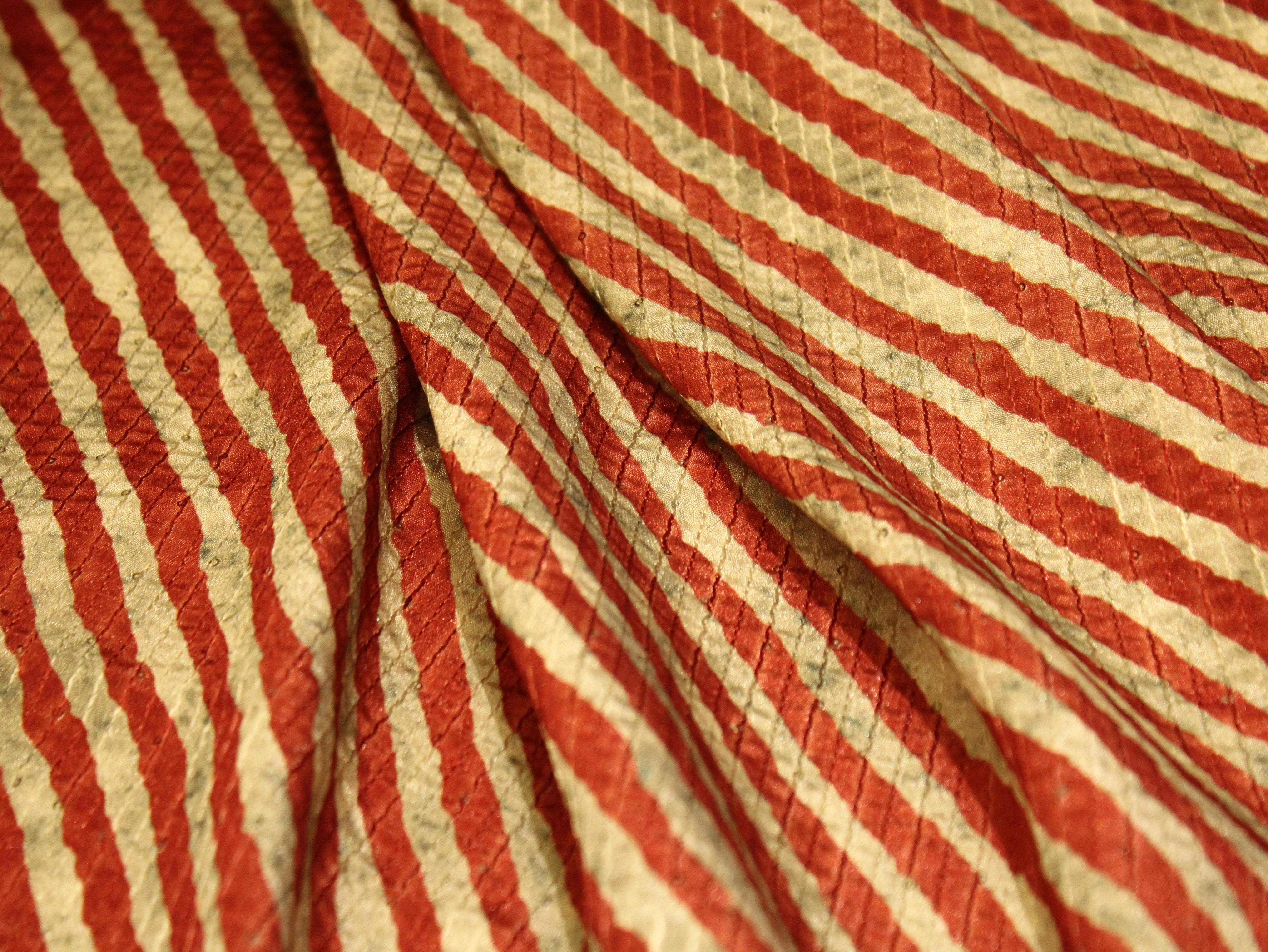 Vibrant X Mix & Match : Digital Viscos Chinon Silk Fabric - M'Foks