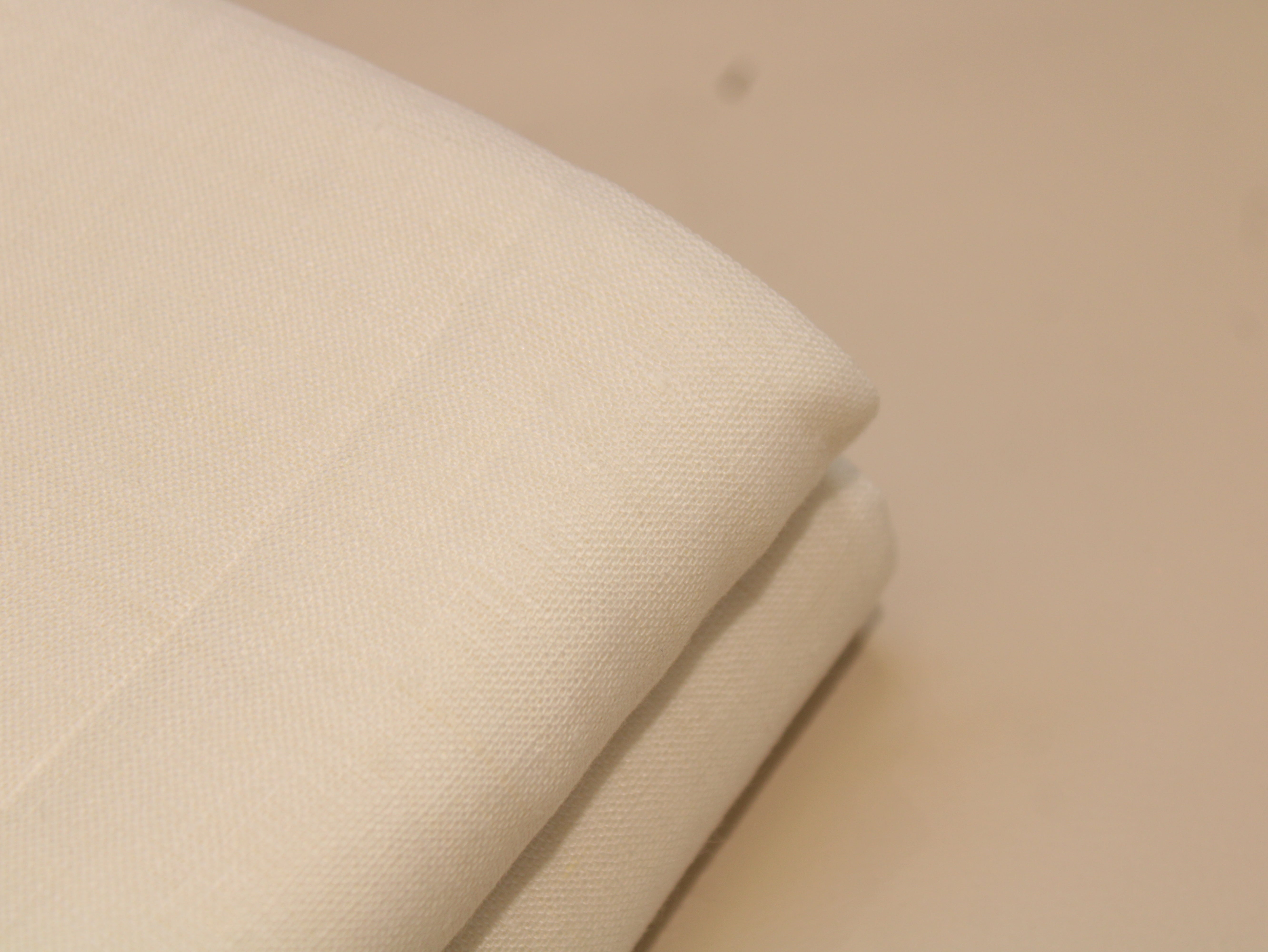 Plain White Dyeable Pure Cotton Linen Fabric – 40×40 Count