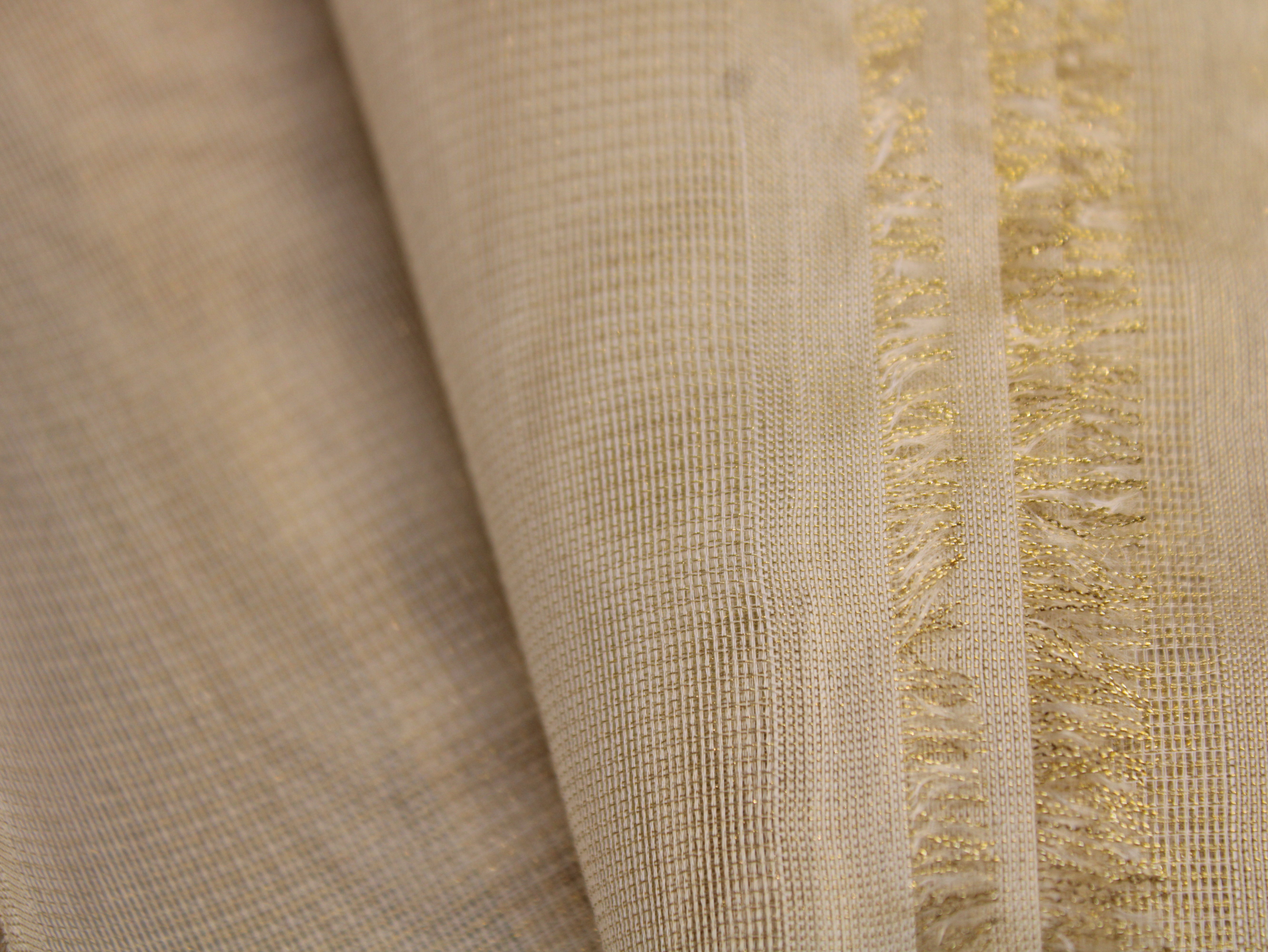 Plain Metallic Tissue Fabric with Jute Texture
