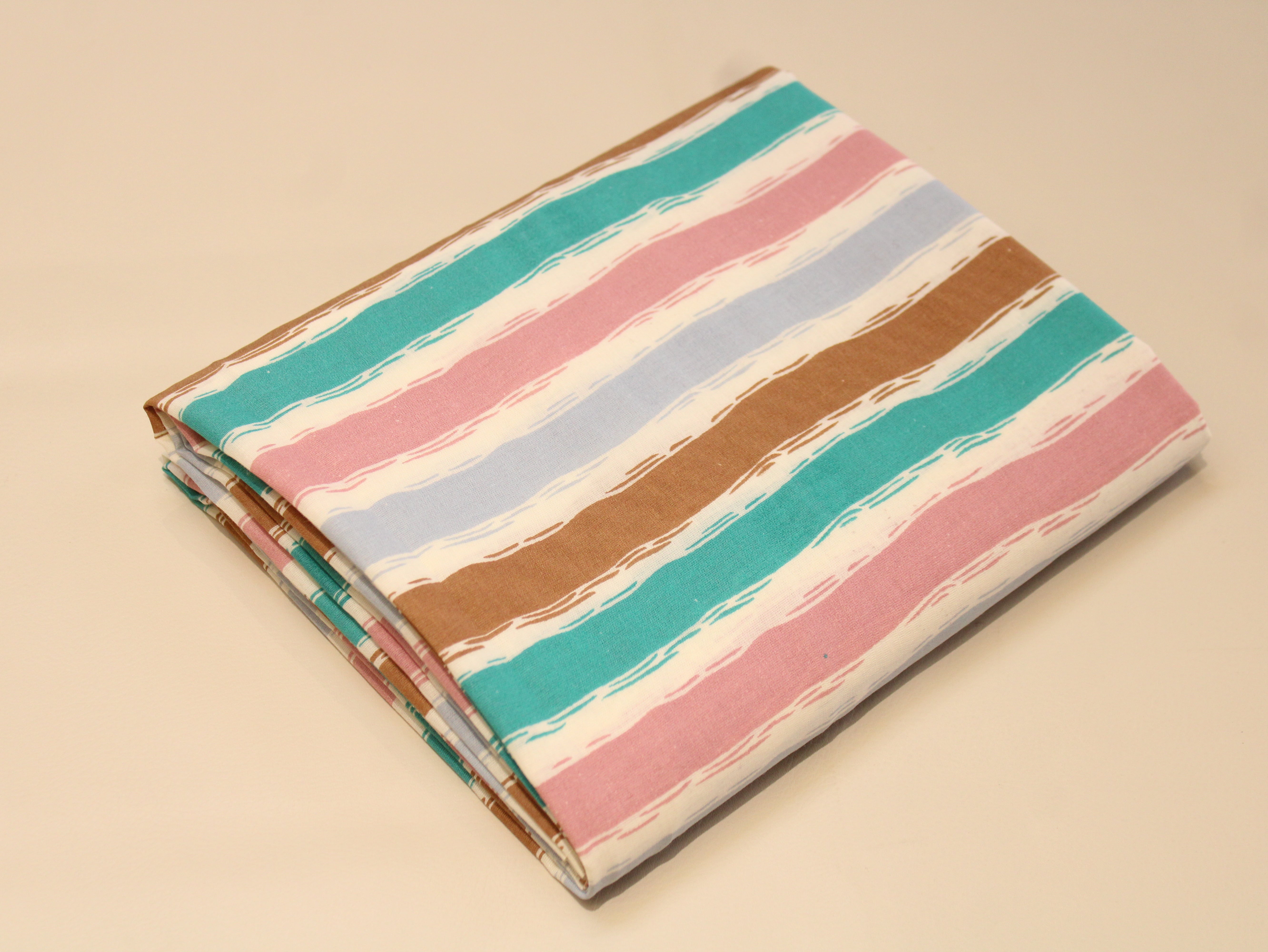 Pure Cotton Cambric 60s Printed Fabric