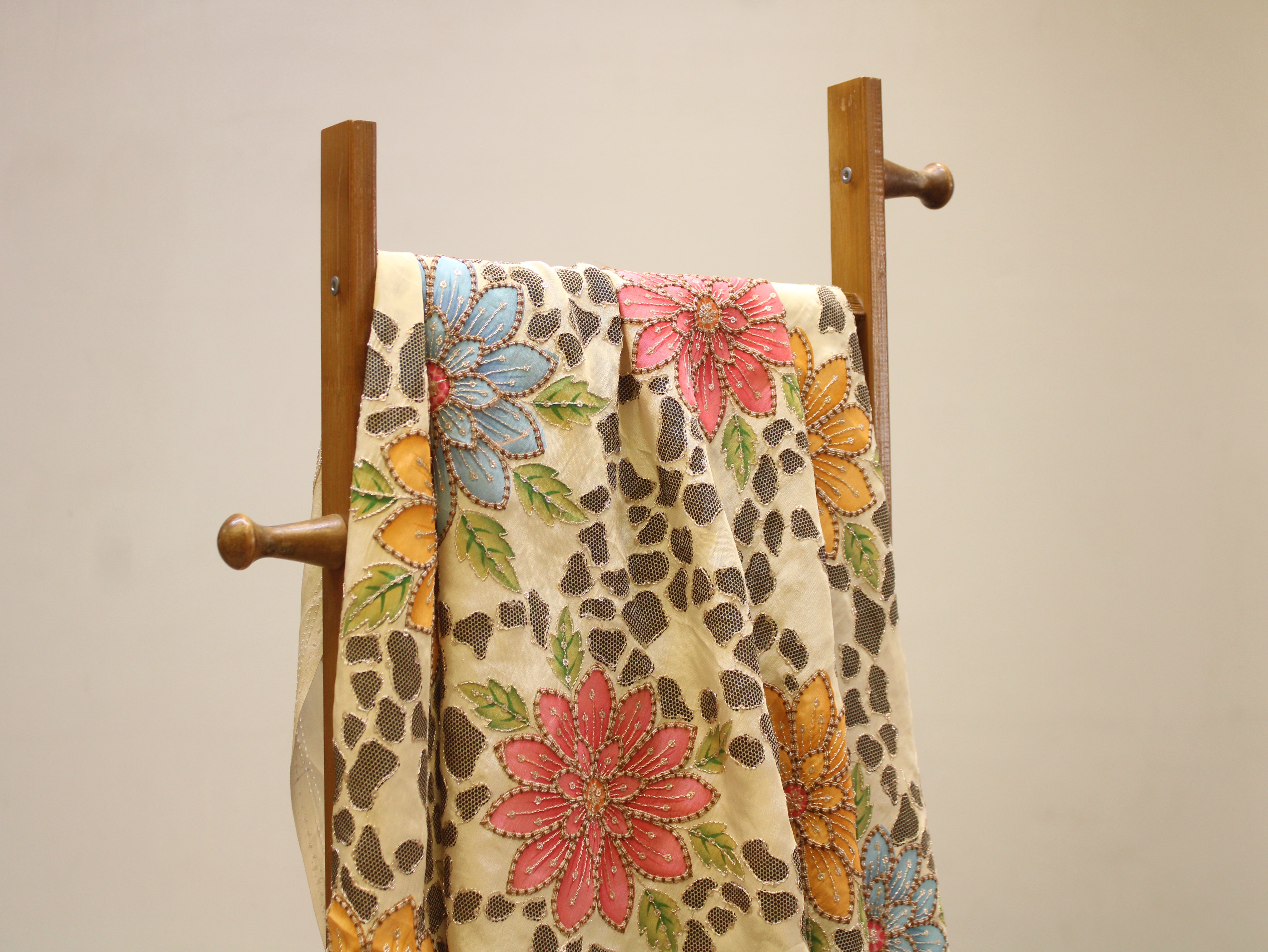 Natural Crepe Position Print Floral Fabric | Cream | 52 Inch