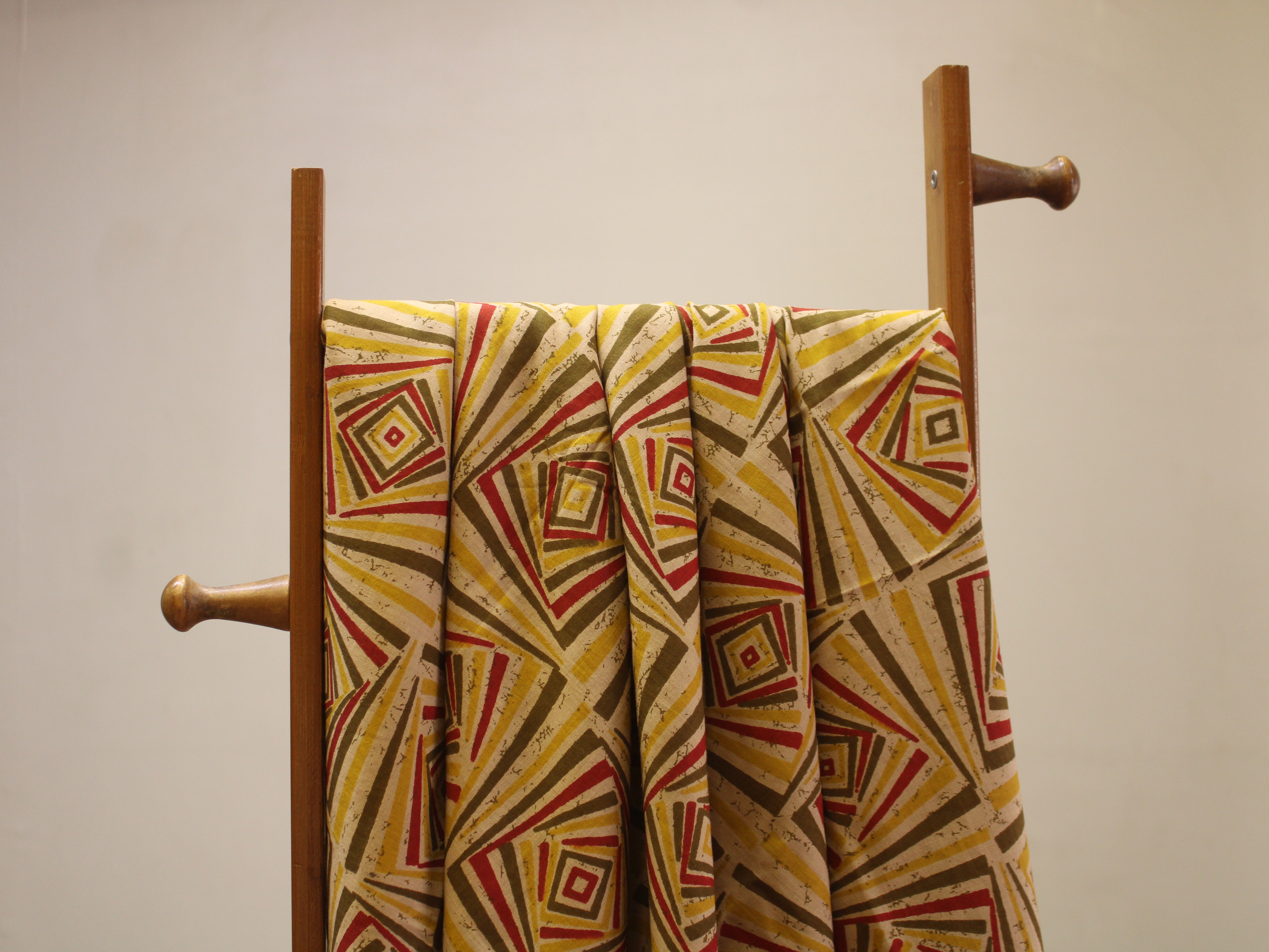 Pure Cotton Cambric Printed Fabric | 44 Inch | 60×60 Count | Red