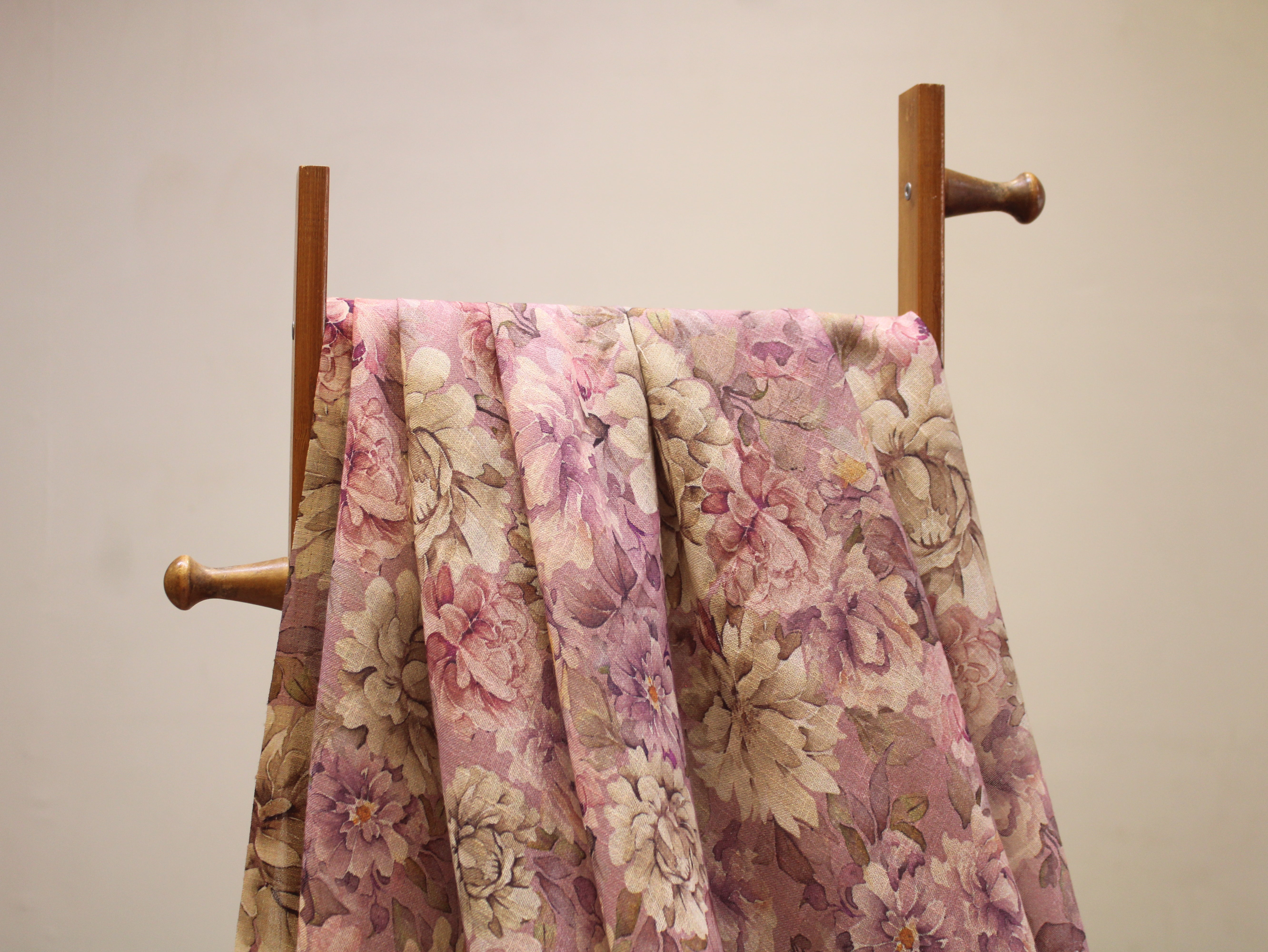 Linen-Textured Slub Cotton Digital Printed Fabric