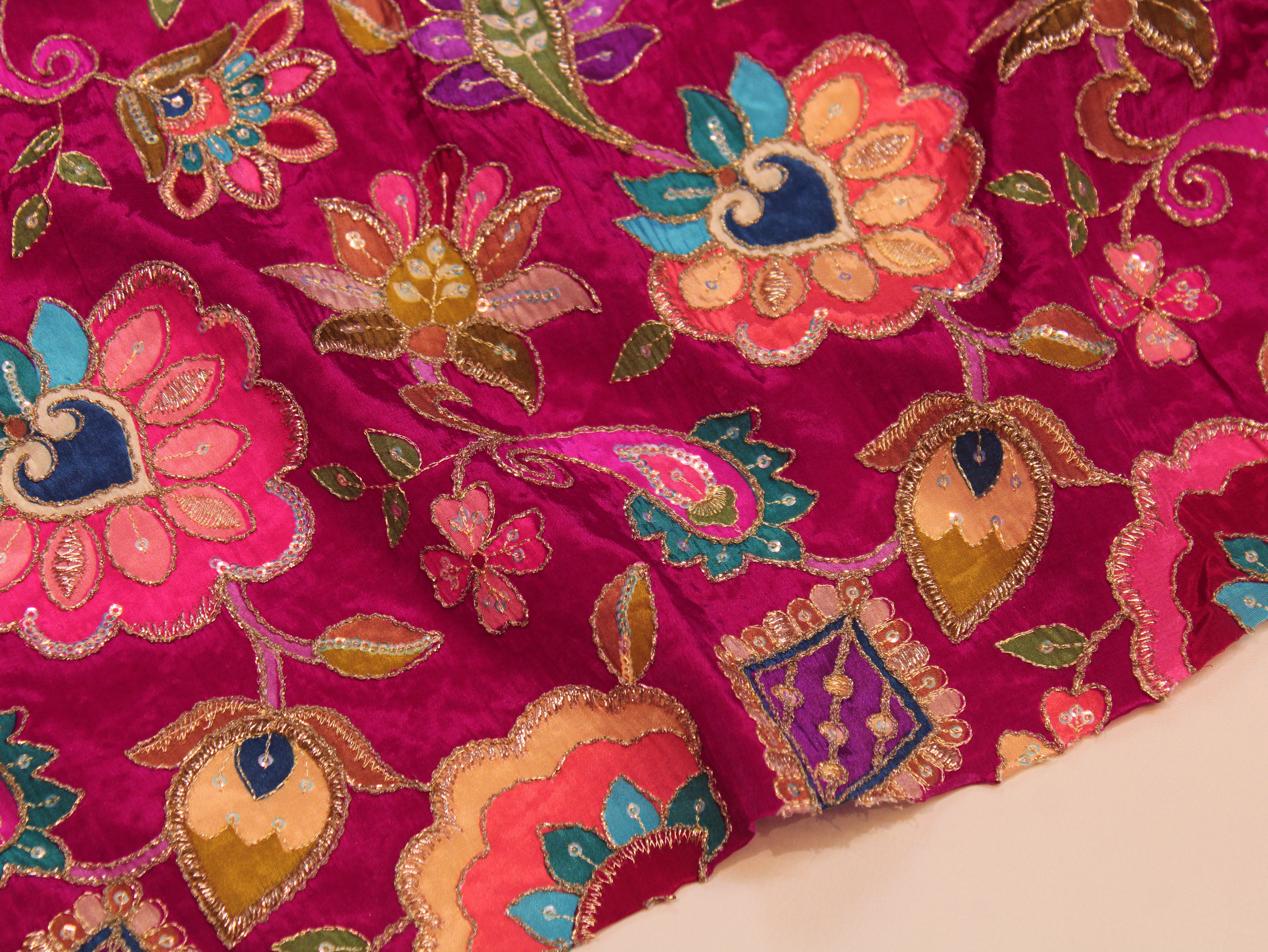 Natural Crepe Position & Cording Work Fabric — Rani | Gold Zari | 44 Inch