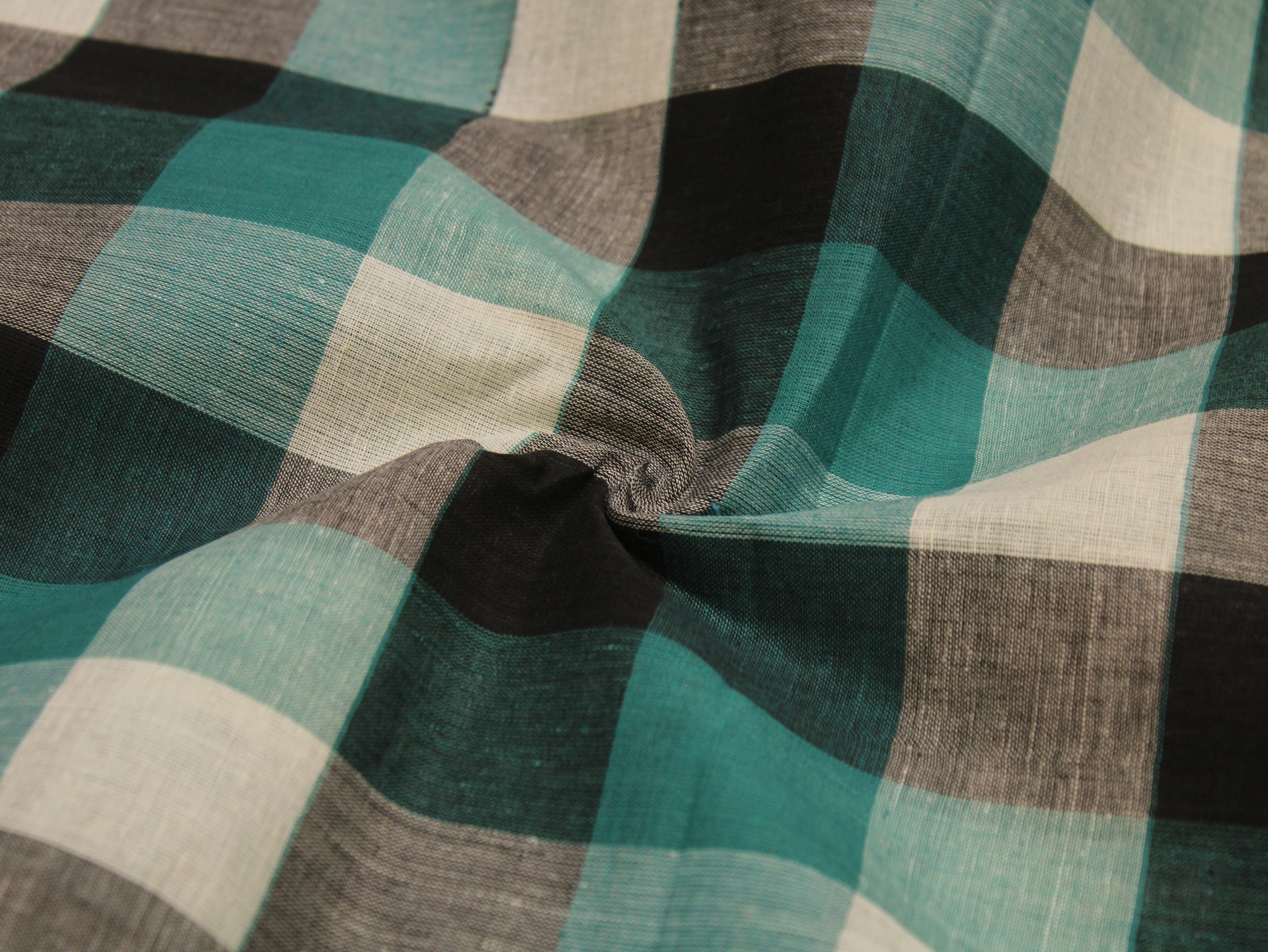 Pure Cotton Handloom Multi Checked Fabric 44 Inch | Mfoks