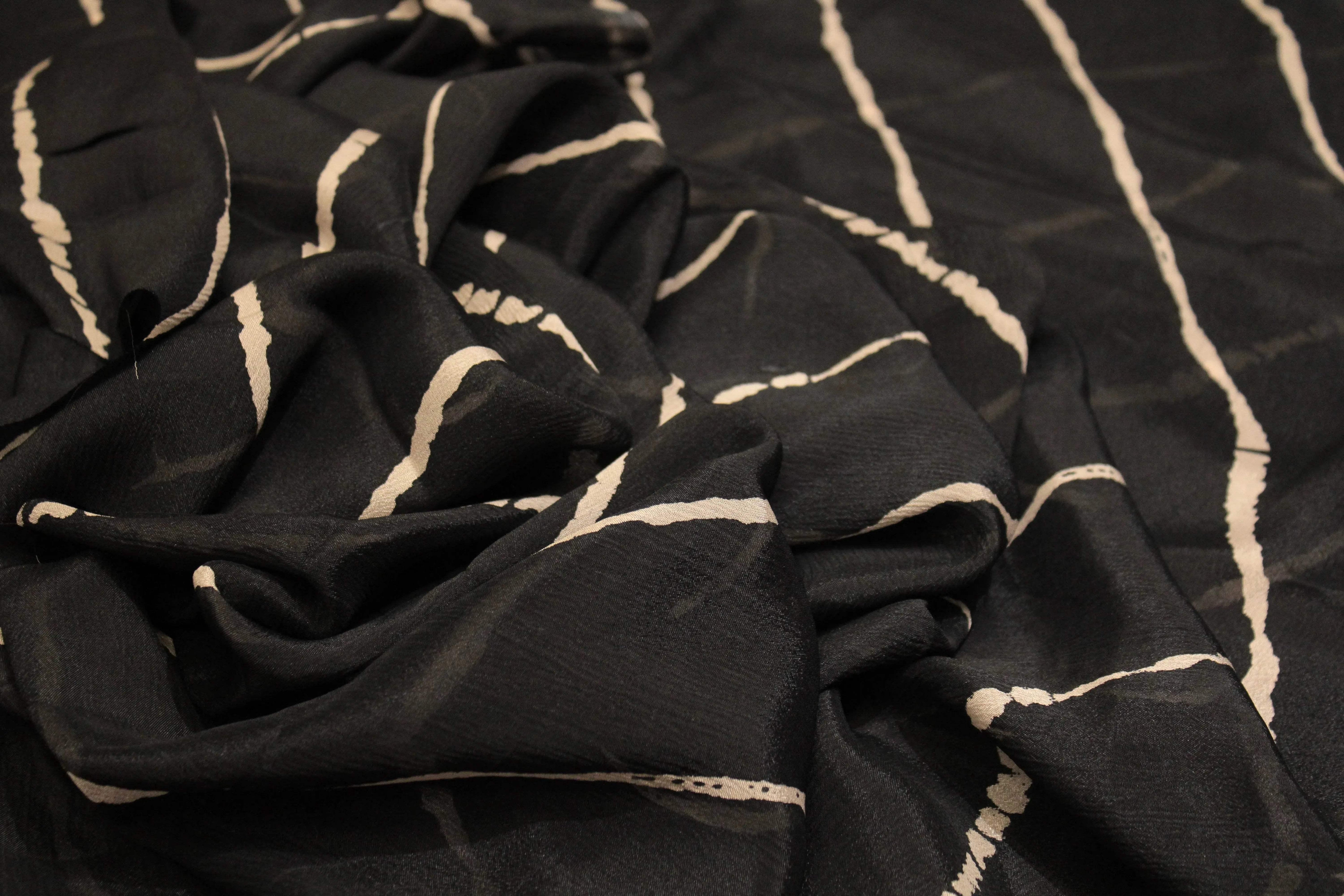 Knots: Pure Chinon Lehariya Fabric - Dark Blue - M'Foks