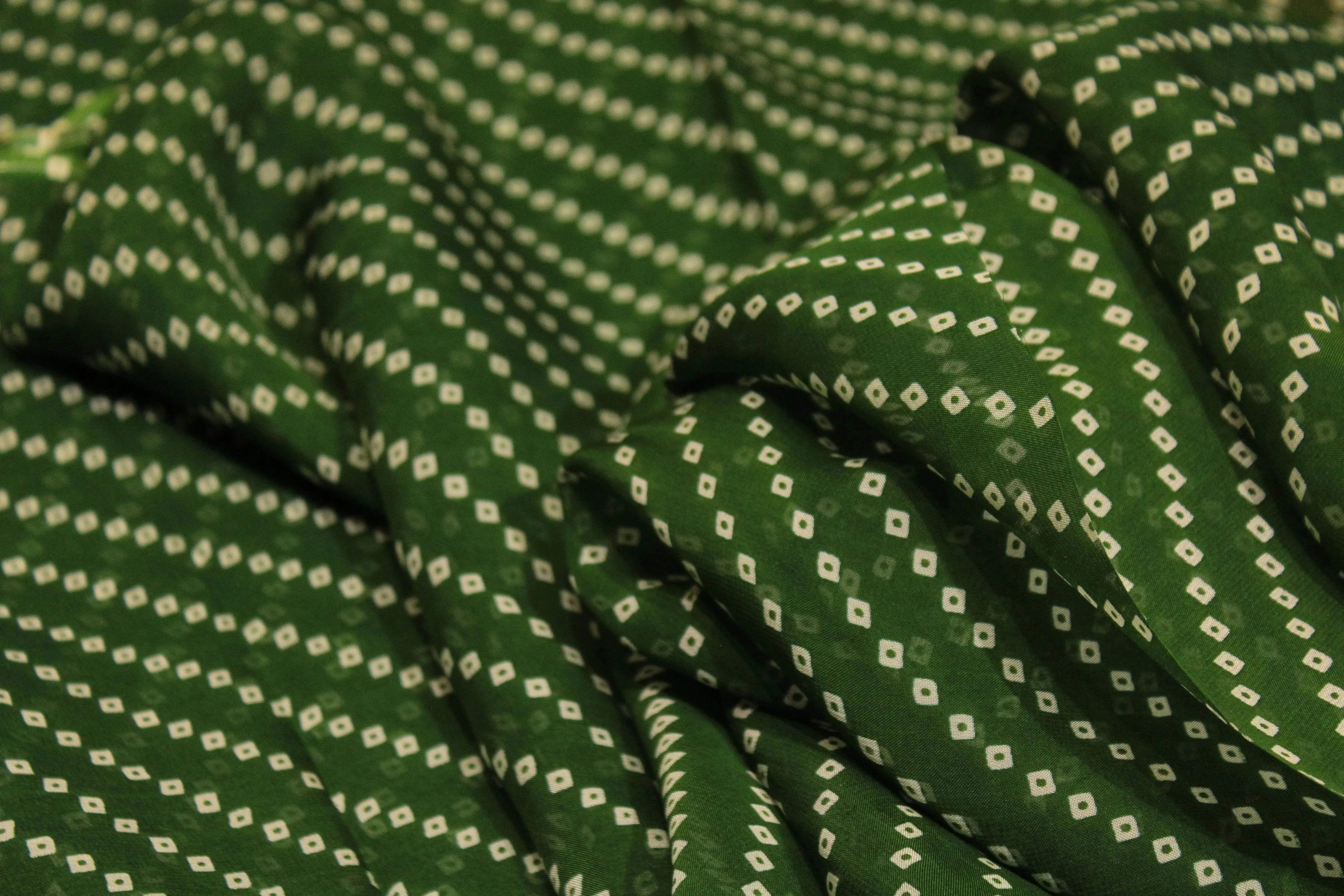 Knots: Pure Organza Bandhej Fabric - Green - M'Foks