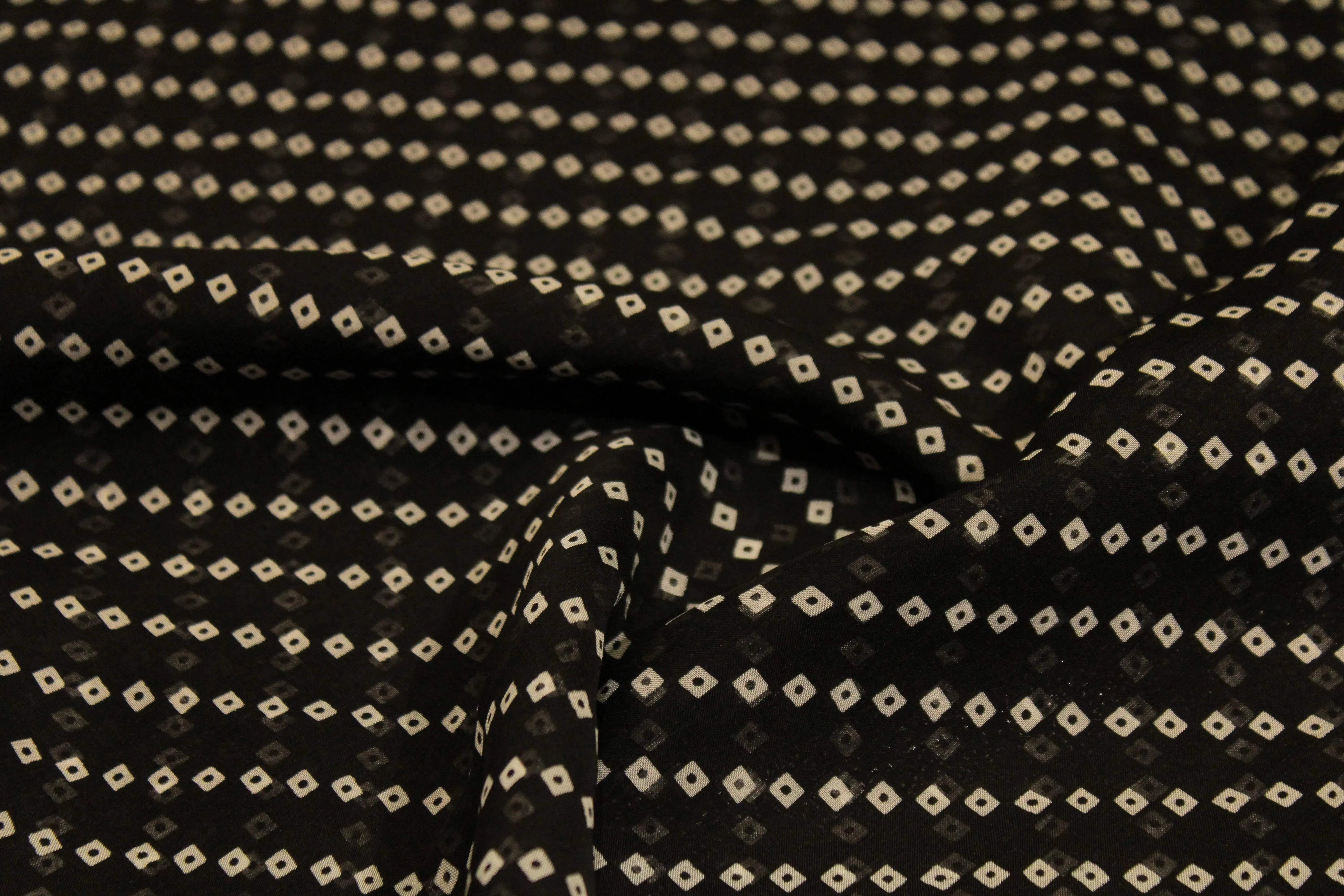Knots: Pure Organza Bandhej Fabric - Black - M'Foks