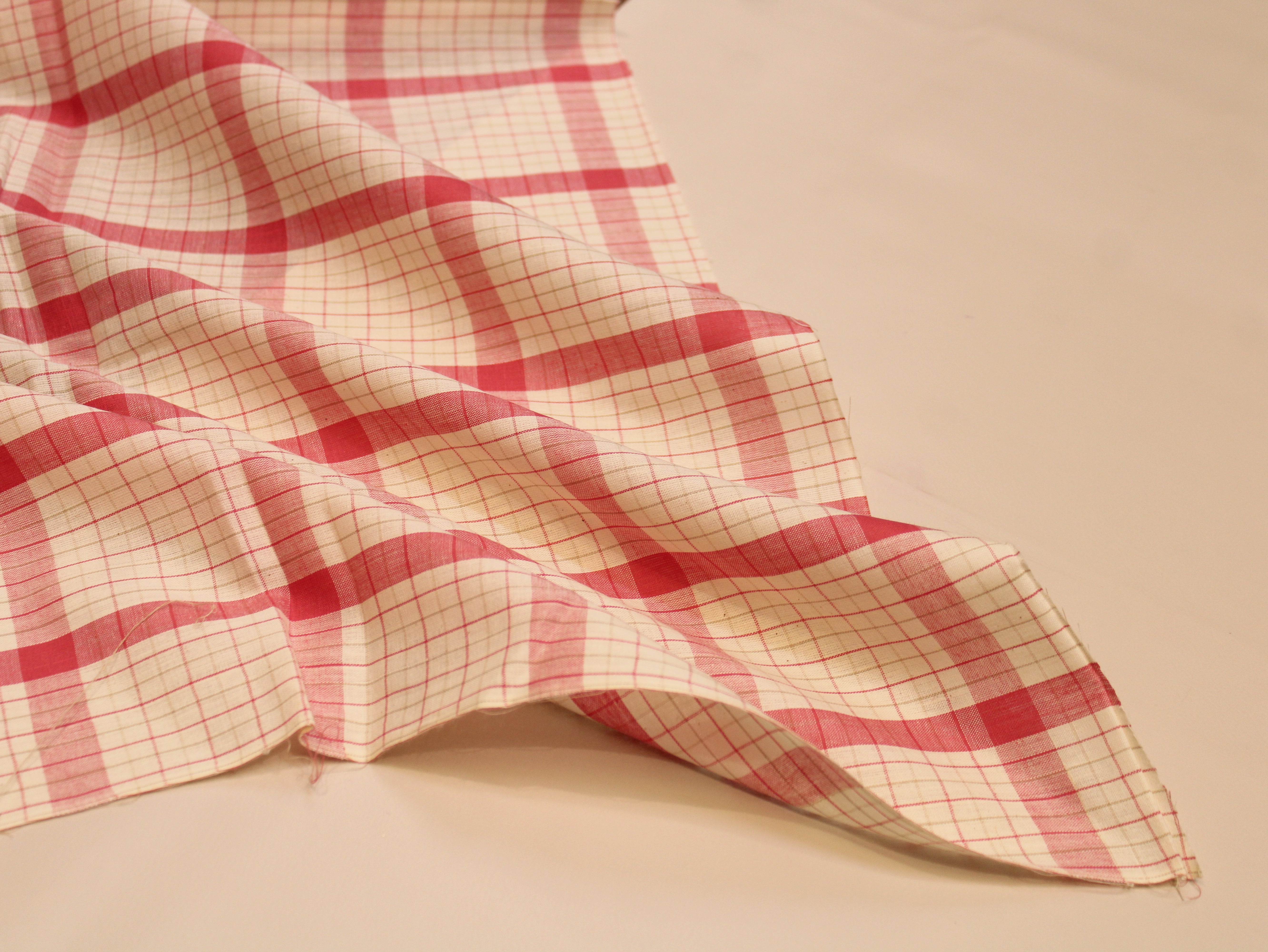 Pure Cotton Handloom Checked Fabric - 44 Inches - Peach Checked