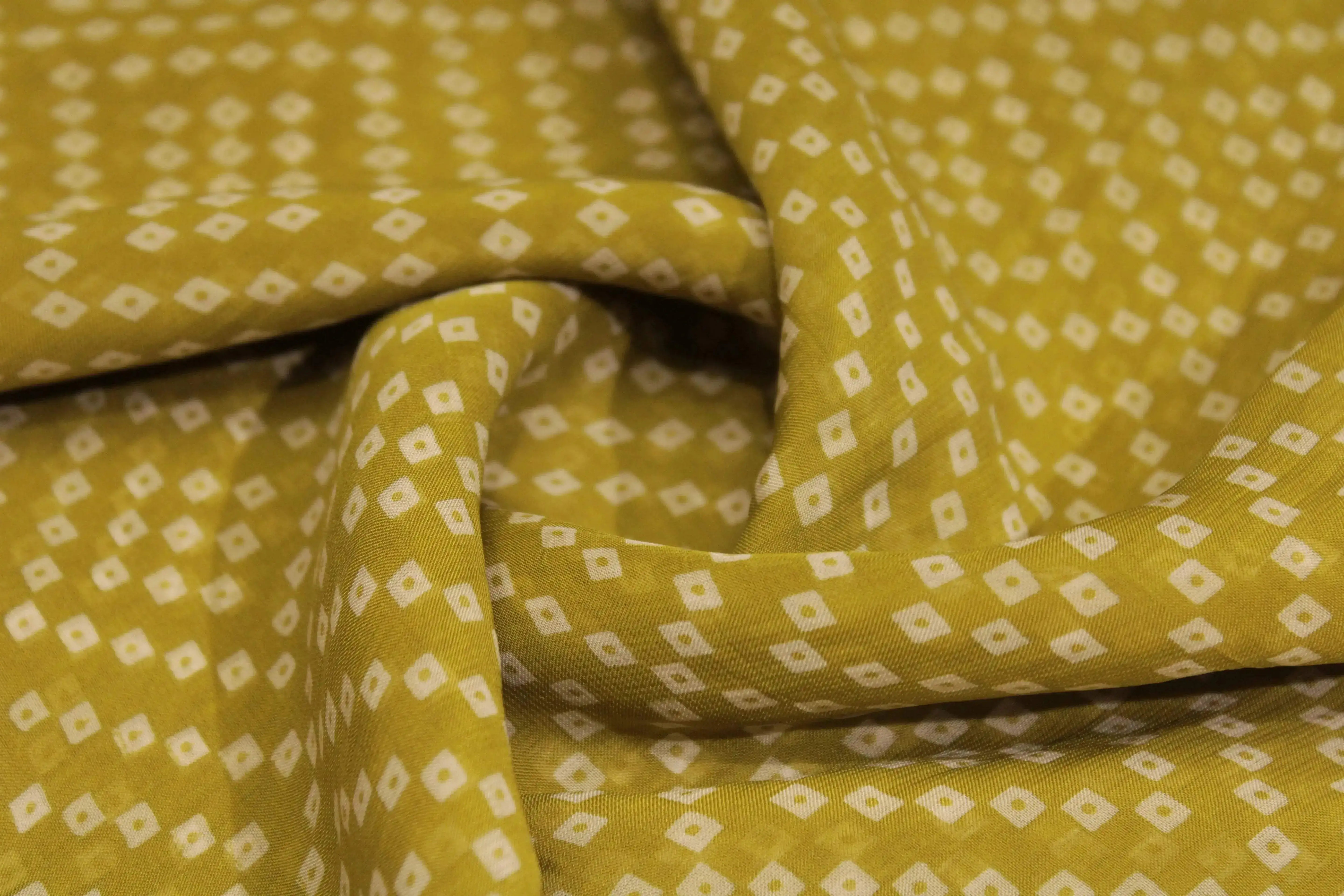 Knots: Pure Organza Bandhej Fabric - Mehandi - M'Foks