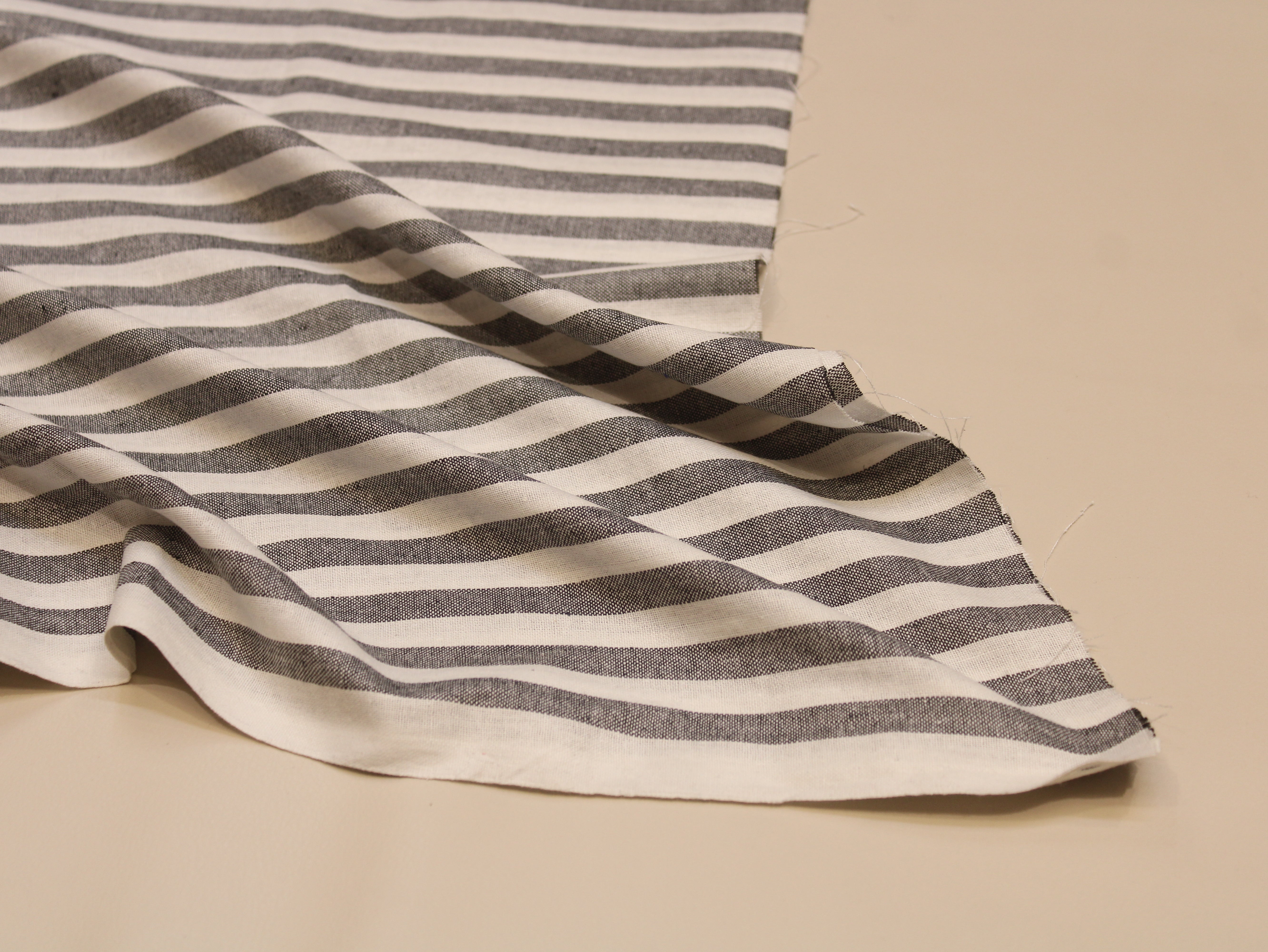 Pure Cotton Handloom Woven Fabric — Grey | Stripe | 44 Inch