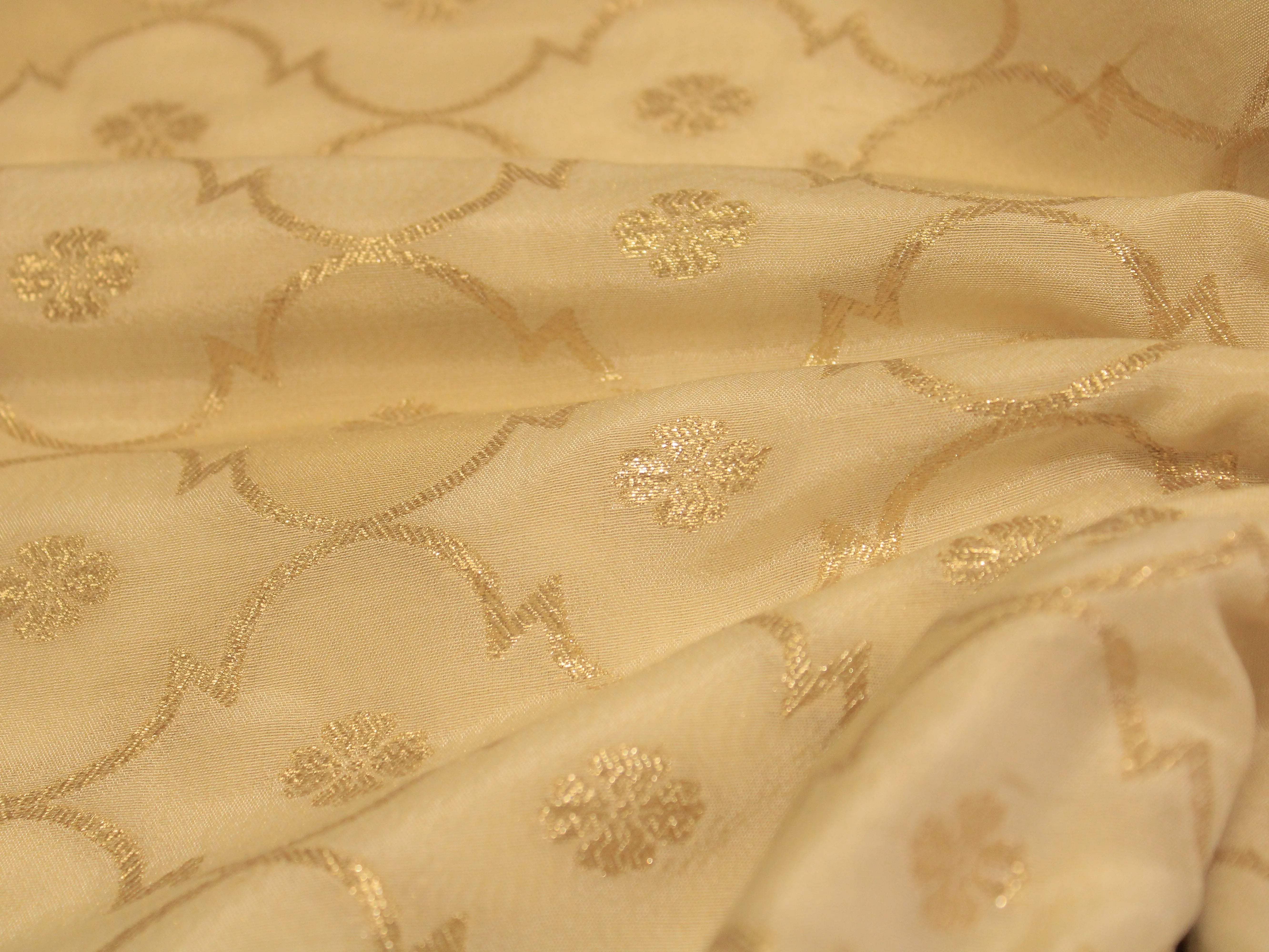 Ivory Elegance: Premium Jacquard Tissue Fabric - Dyeable - M'Foks