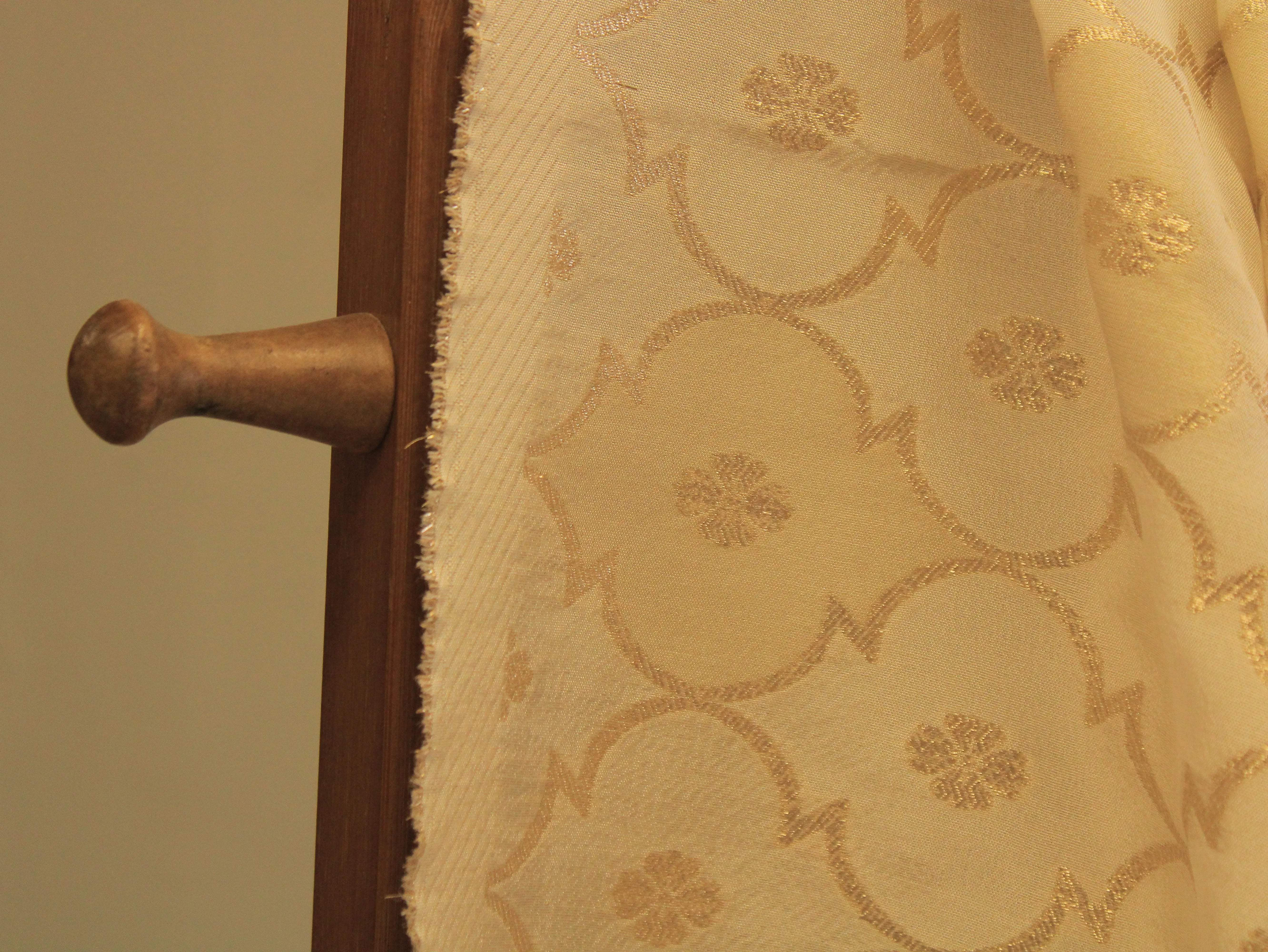 Ivory Elegance: Premium Jacquard Tissue Fabric - Dyeable - M'Foks