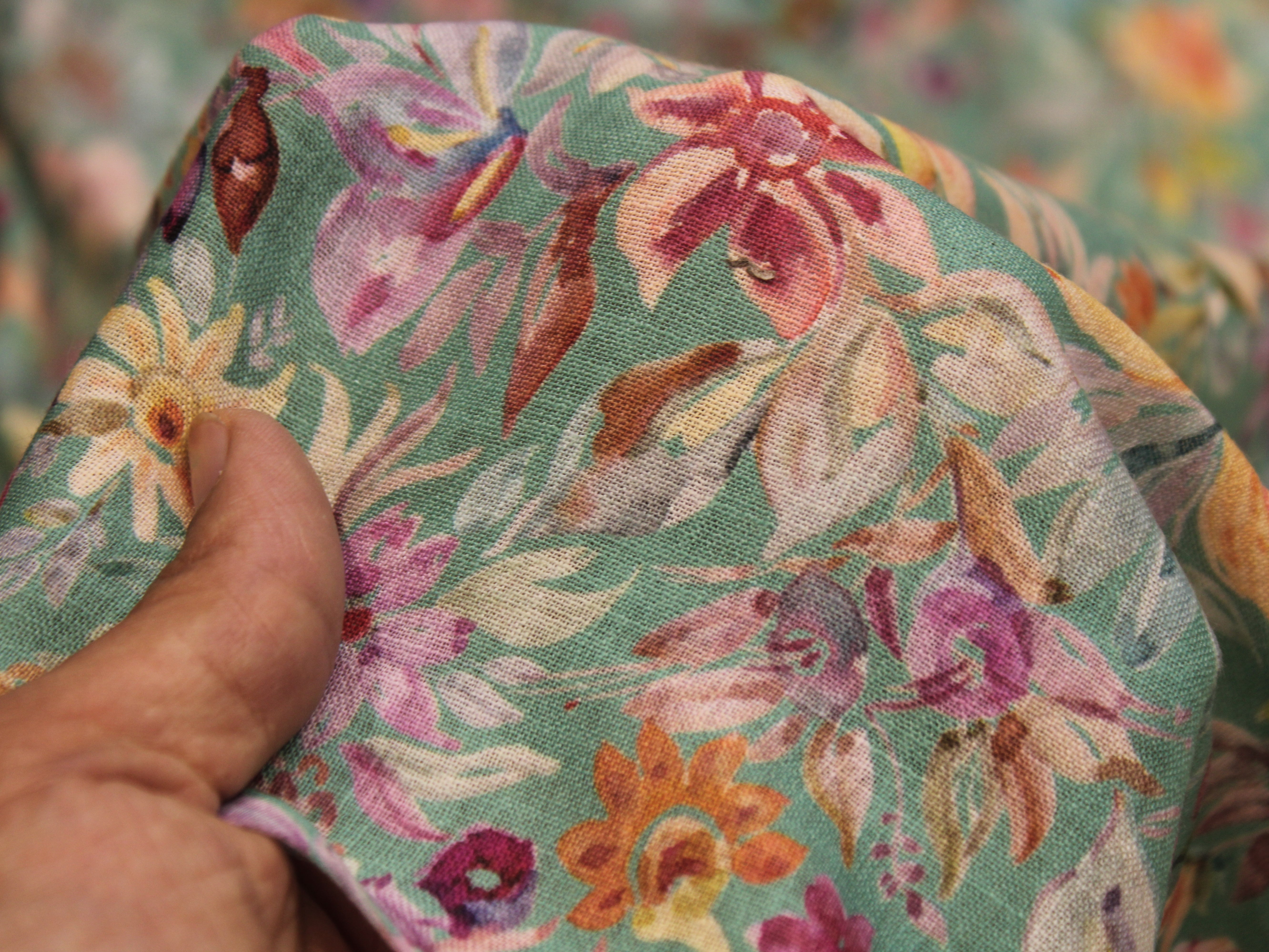 Digital Printed Linen Texture Slub Cotton Fabric 44 Inches