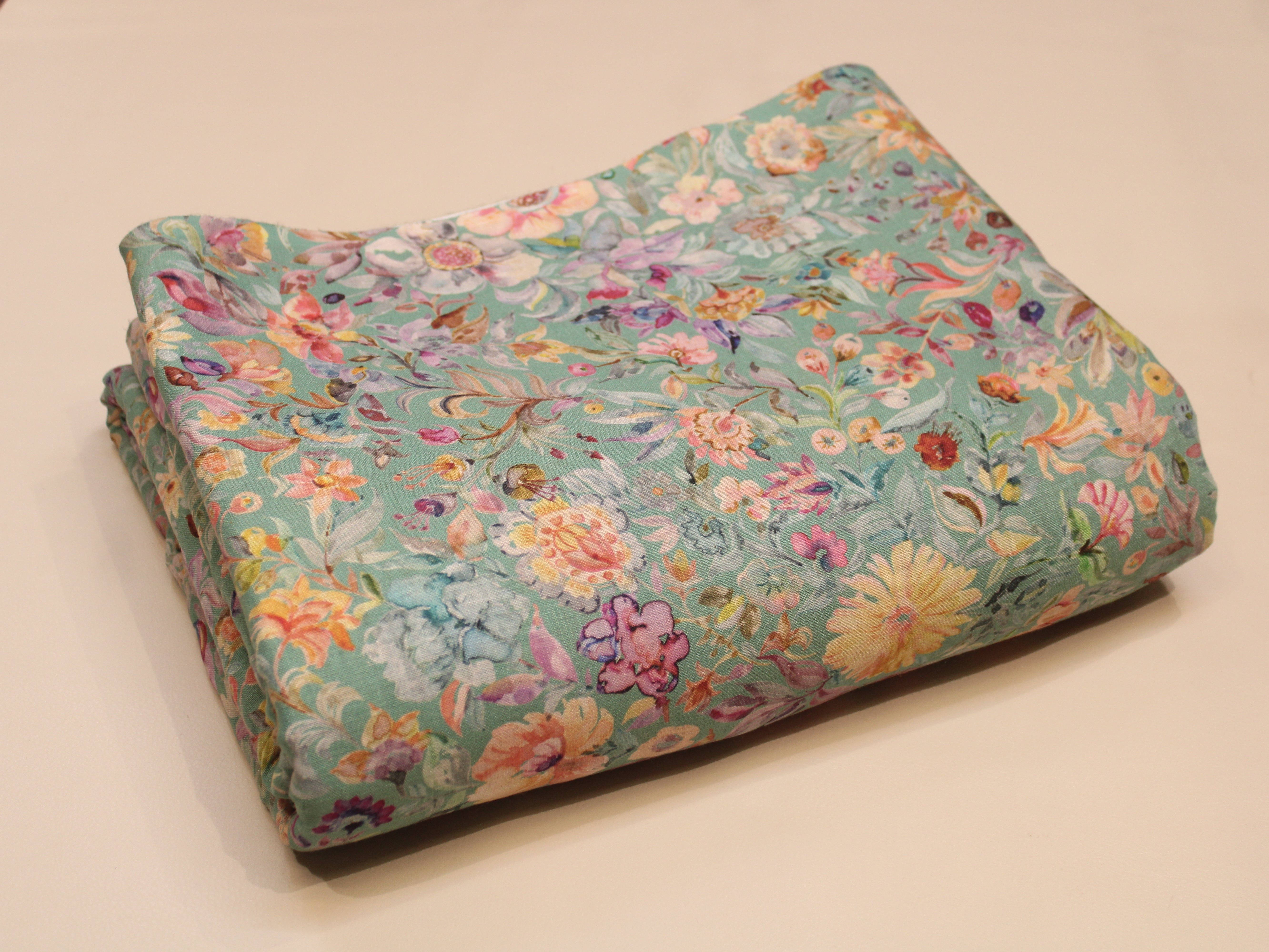 Digital Printed Linen Texture Slub Cotton Fabric 44 Inches