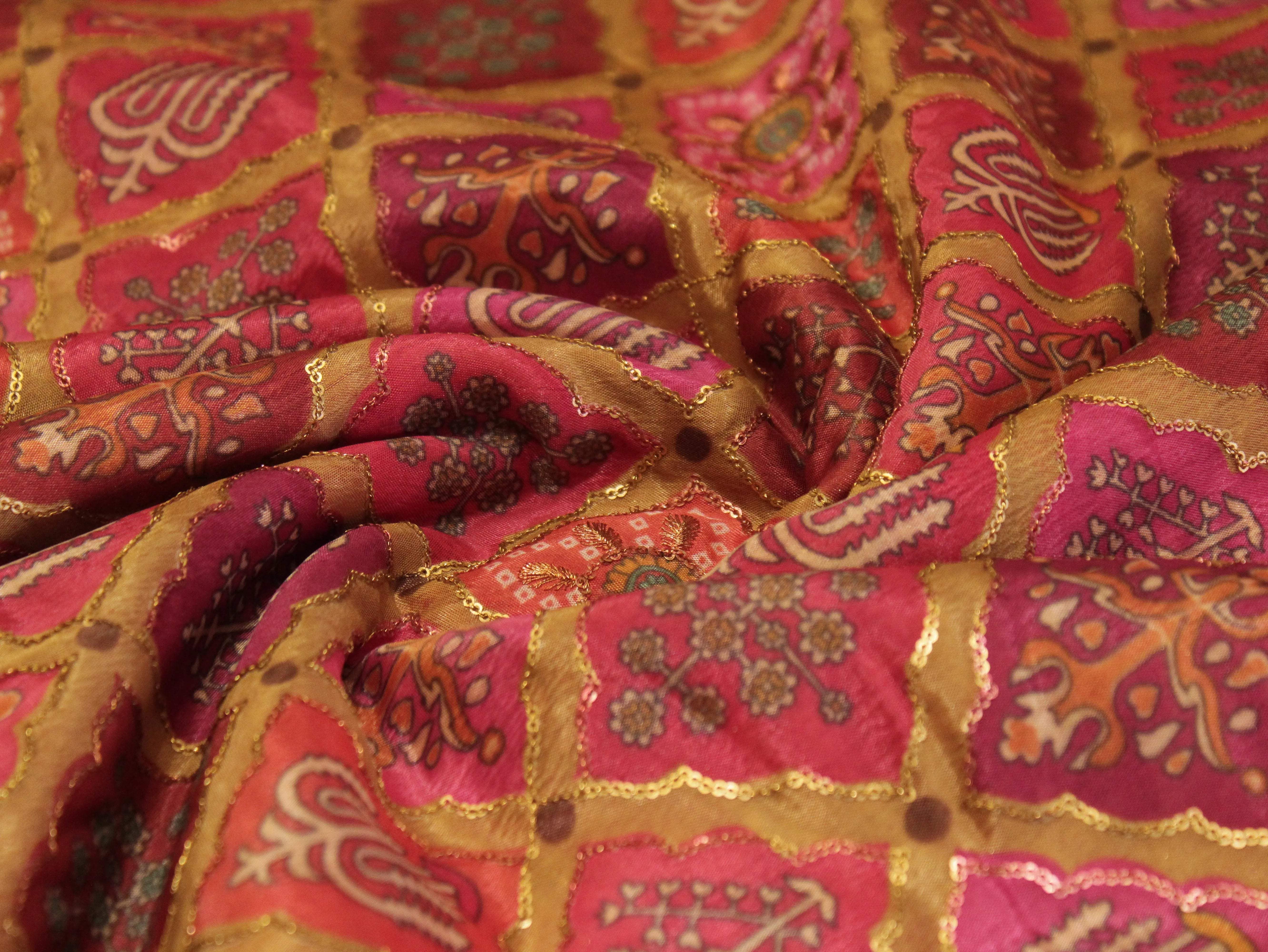 Vintage - Viscose Chinon Silk with Digital Print & Sequin Work Fabric - Pink - M'Foks