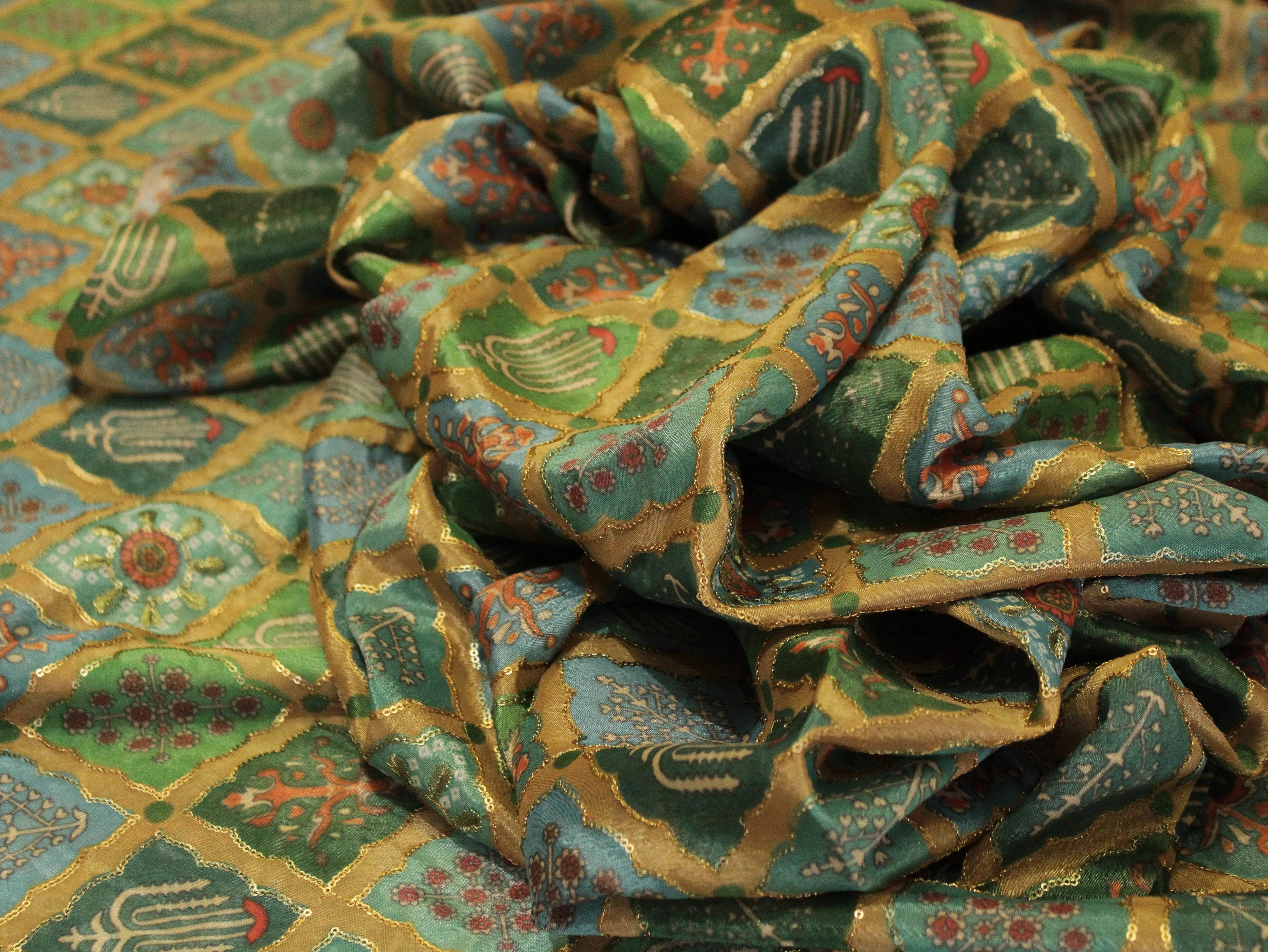 Vintage - Viscose Chinon Silk with Digital Print & Sequin Work Fabric - Green - M'Foks