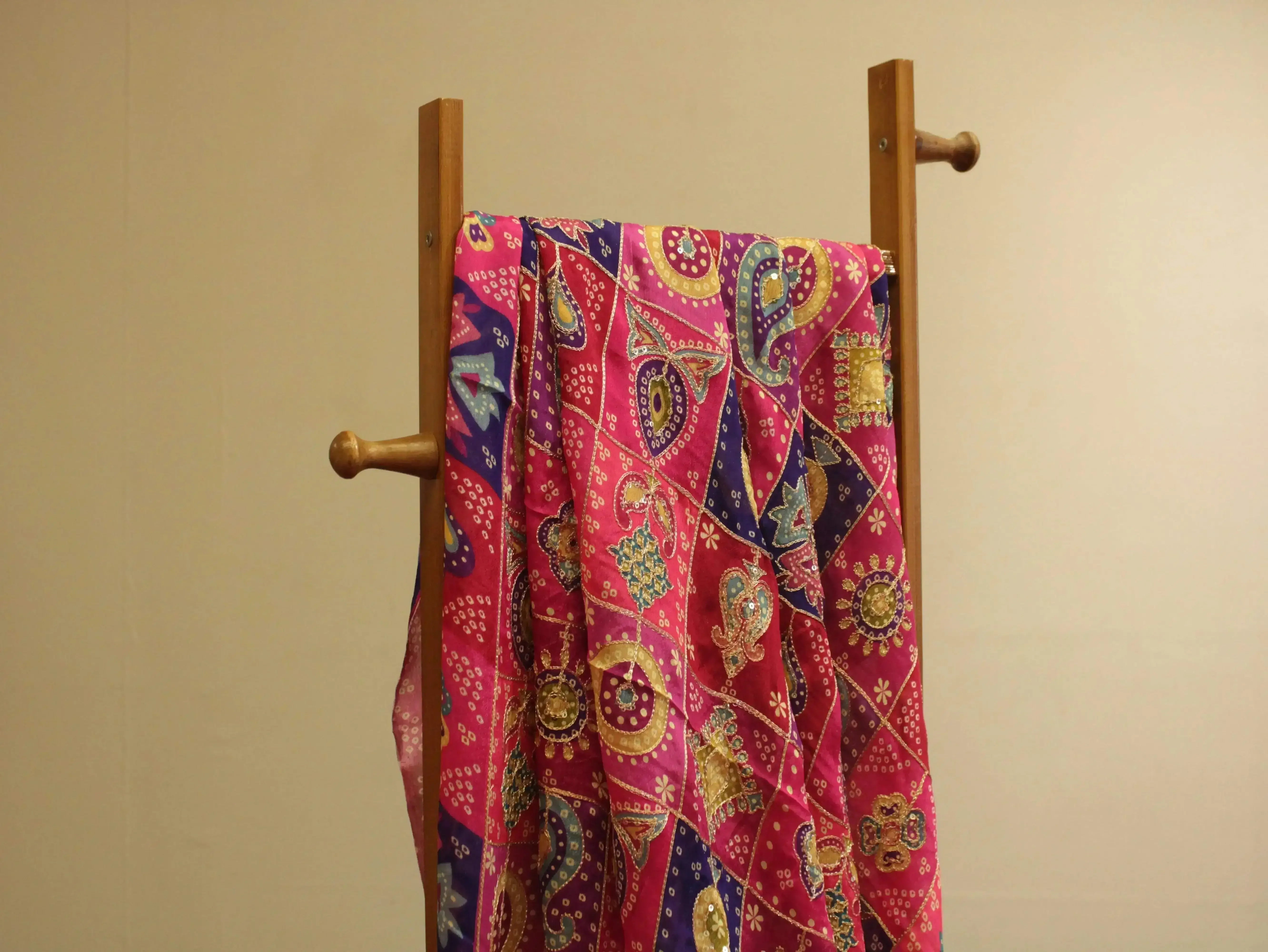 POSH : Digital Print with position work Chinon Fabric - M'Foks
