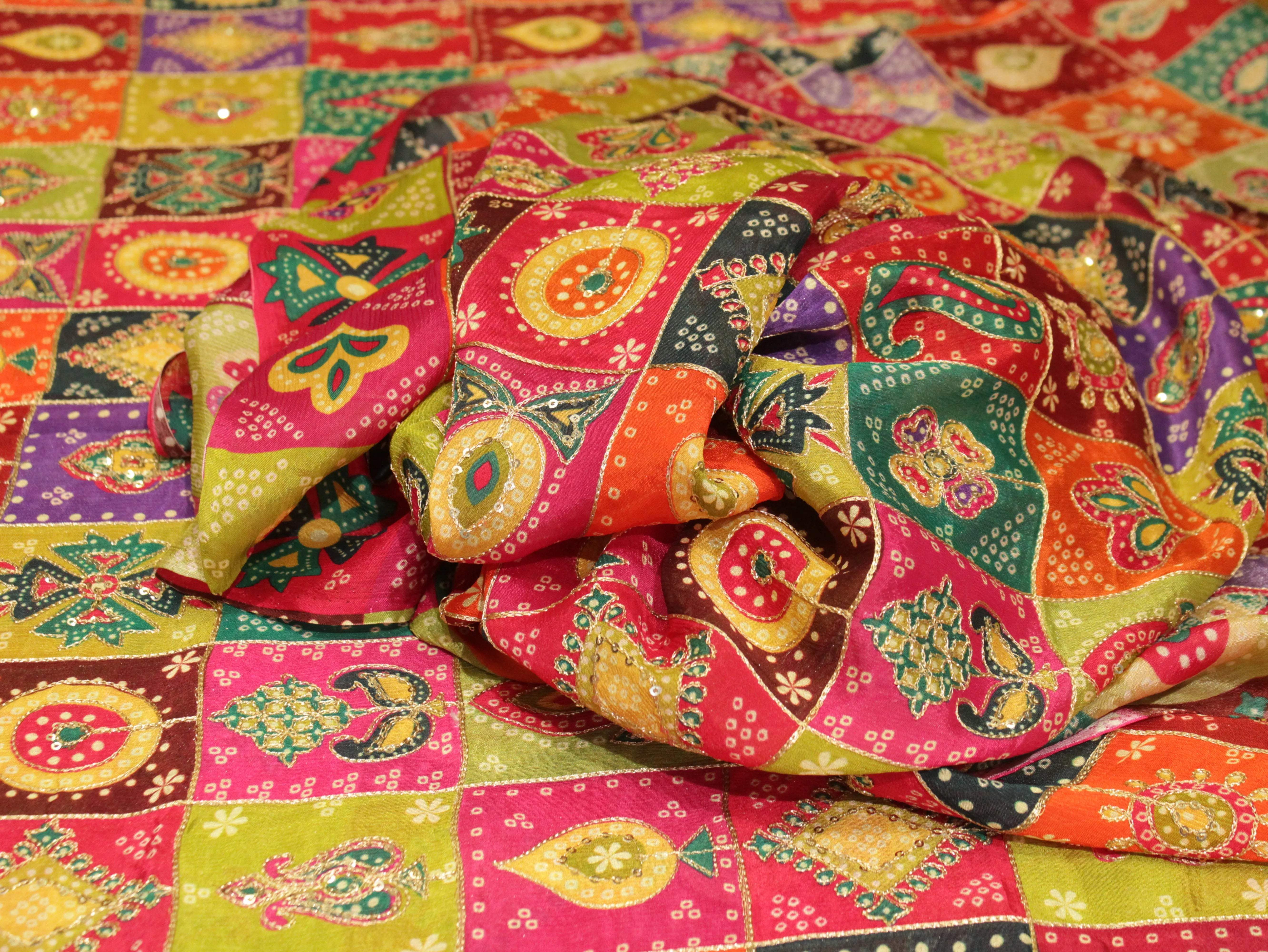 POSH : Digital Print with position work Chinon Fabric - M'Foks