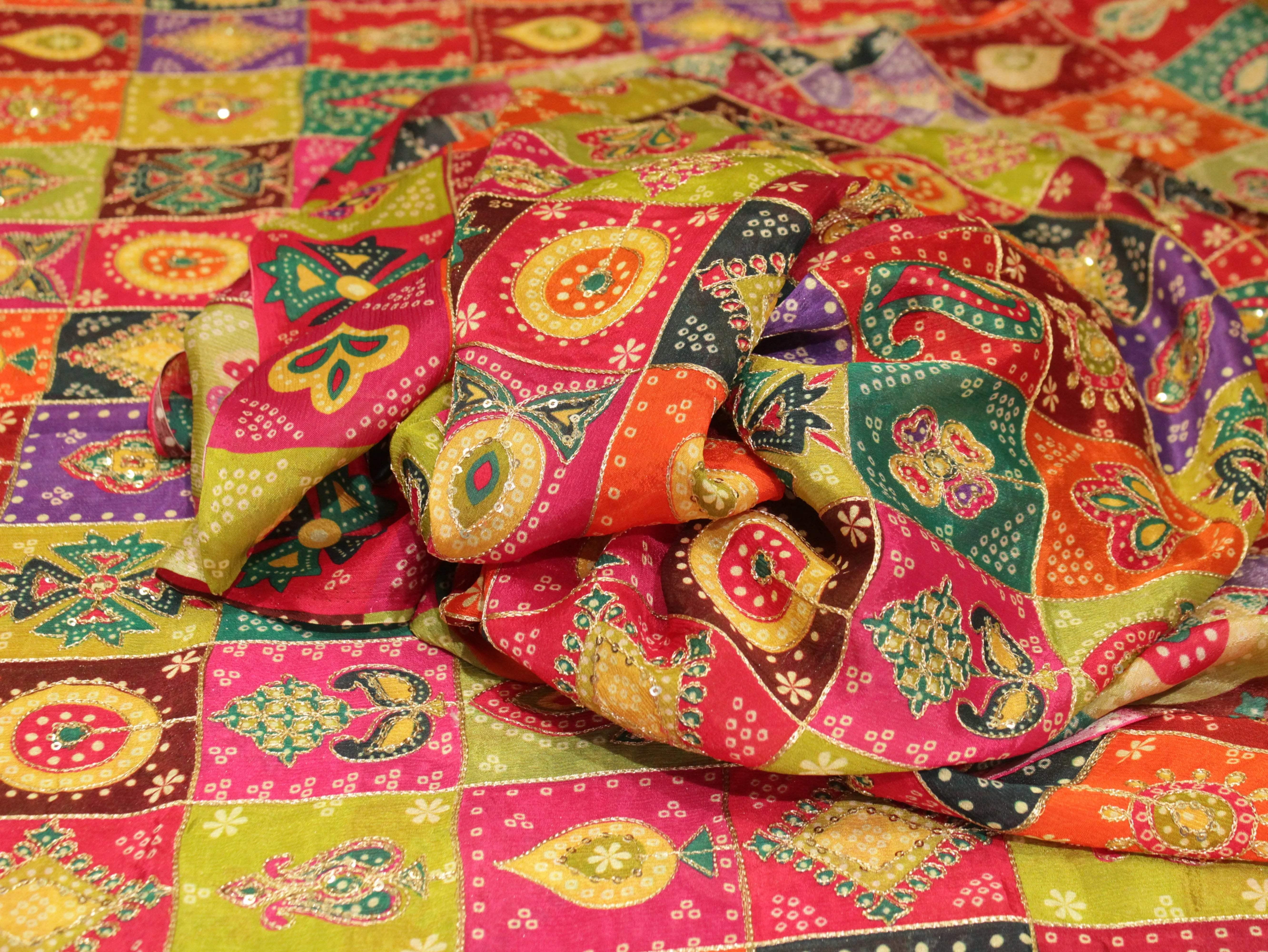 POSH : Digital Print with position work Chinon Fabric - M'Foks