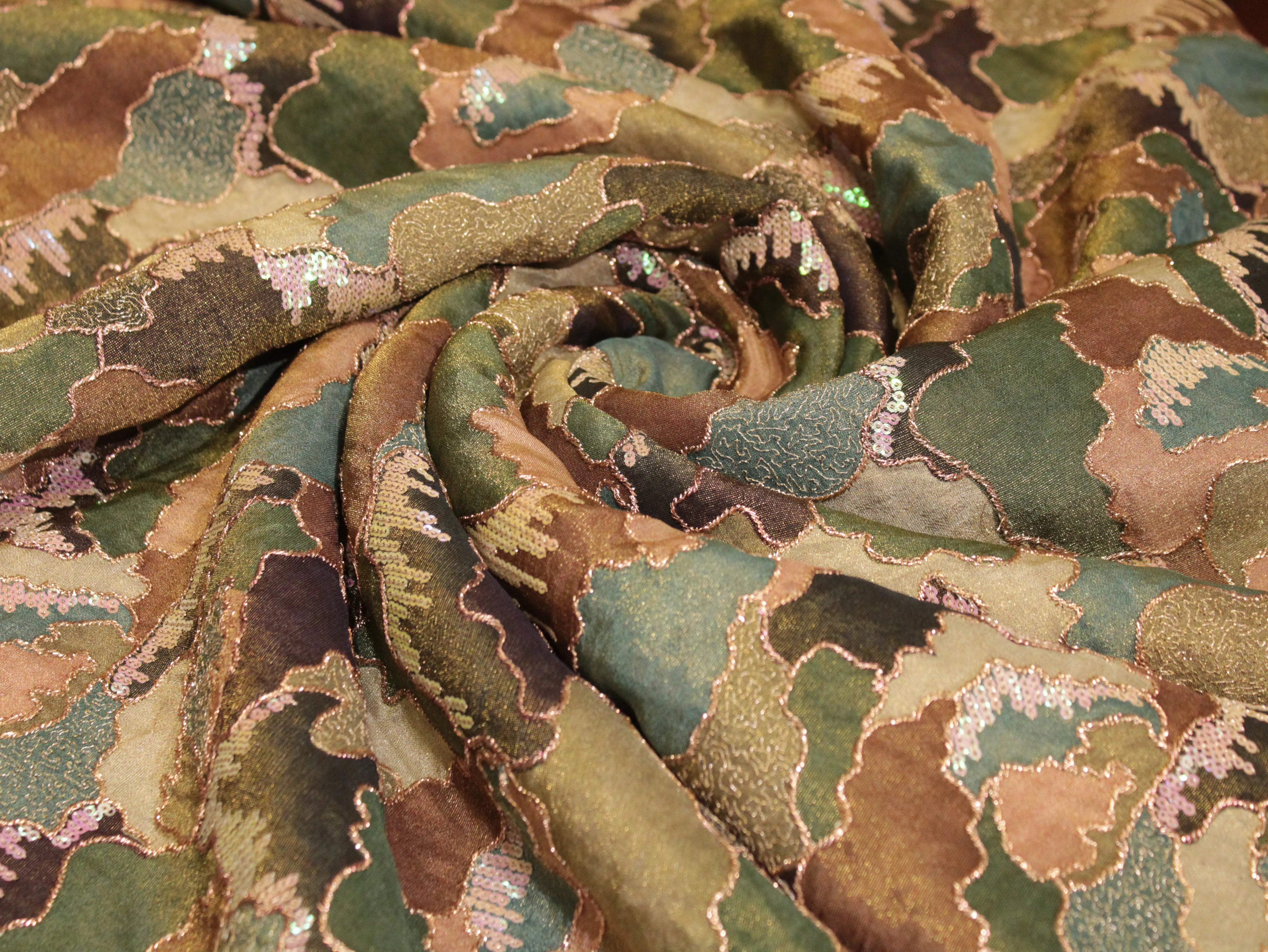 POSH : Digital Print with position work Tissue Fabric - Dark Green - M'Foks