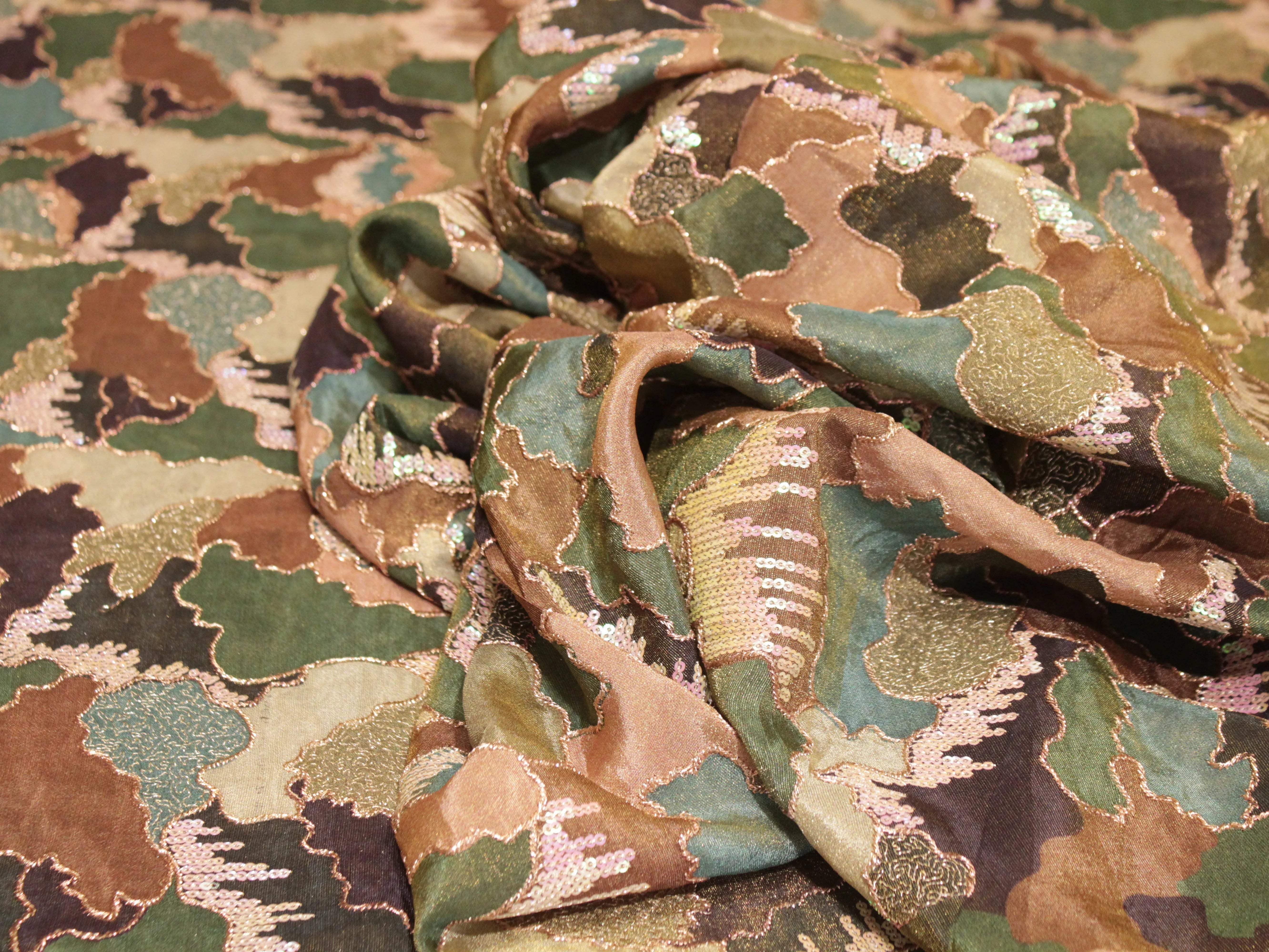 POSH : Digital Print with position work Tissue Fabric - Dark Green - M'Foks
