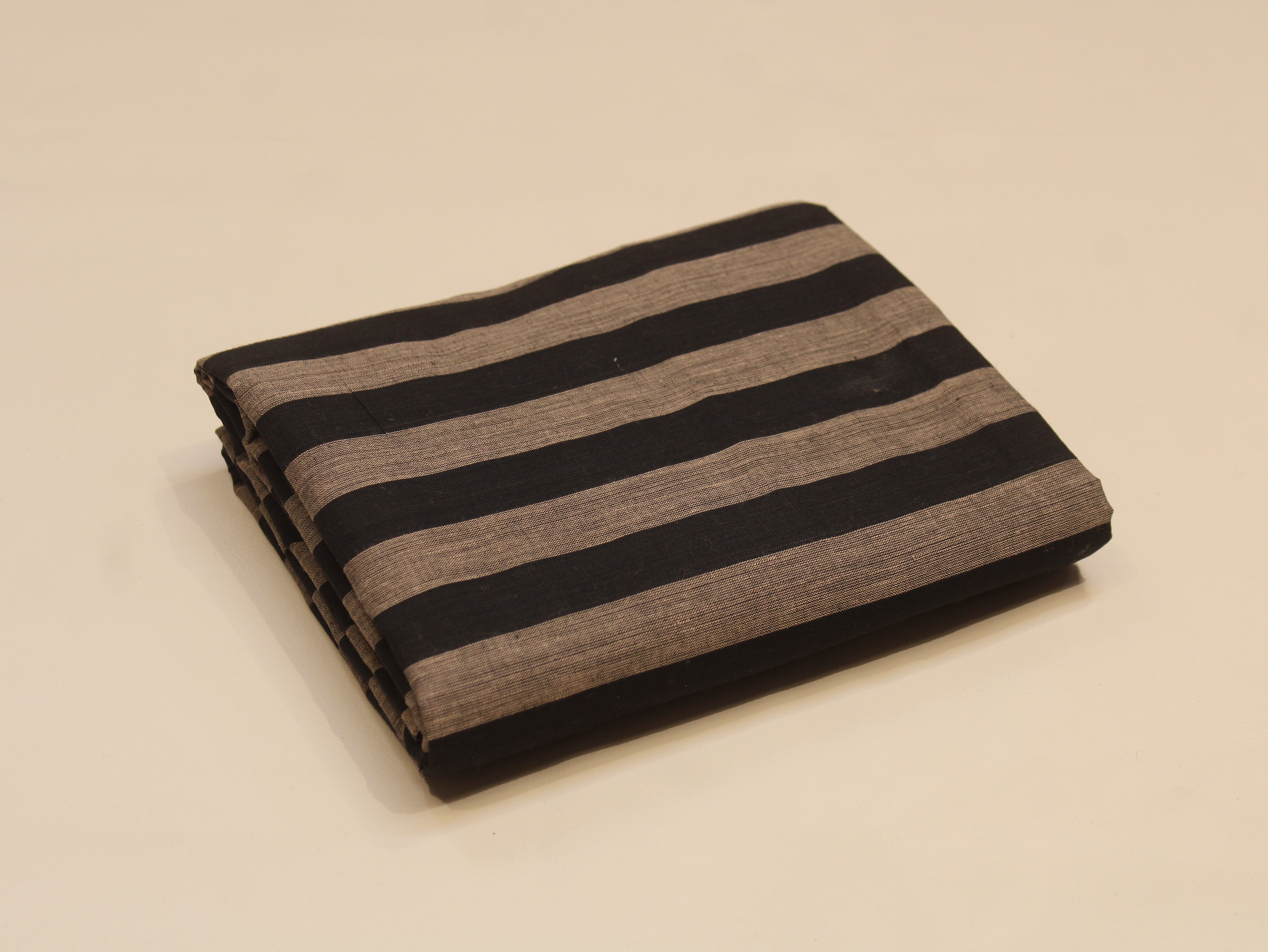 Tissu rayé tissé main 100 % coton 112 cm | Rayures larges tissées teintes dans la masse - Bleu et Blanc