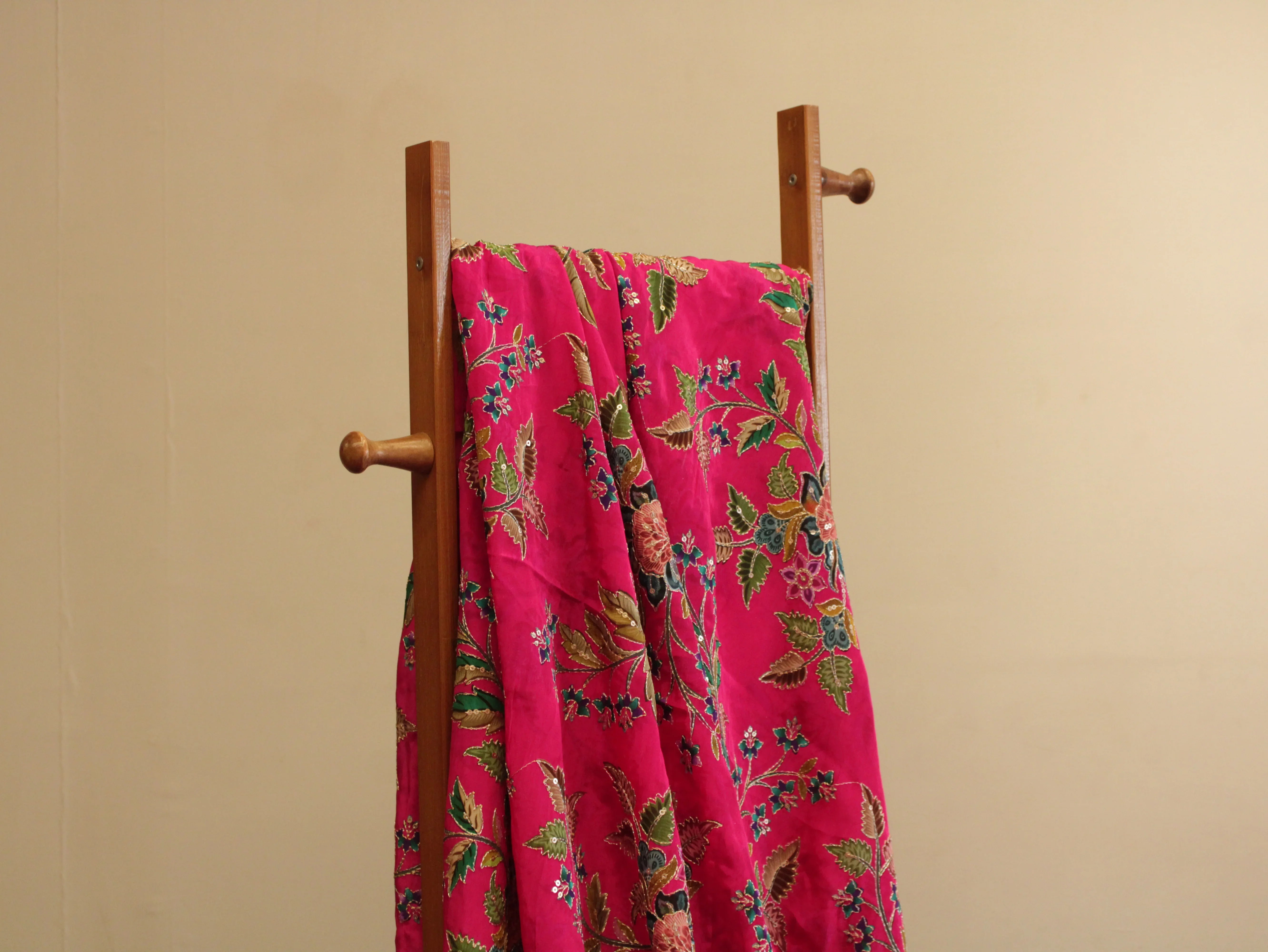 POSH : Digital Print with position work Natural Crepe Fabric - Pink - M'Foks
