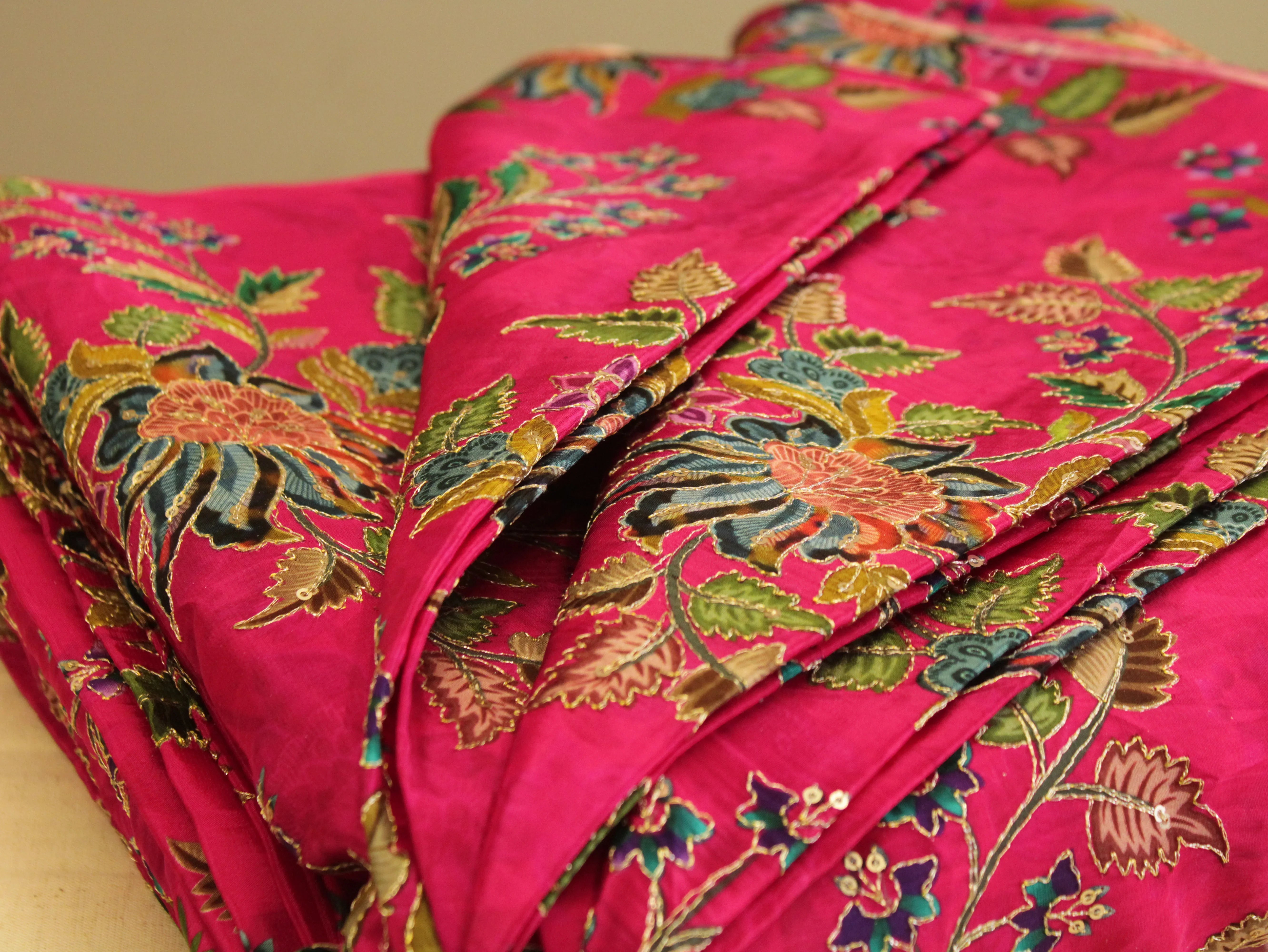 POSH : Digital Print with position work Natural Crepe Fabric - Pink - M'Foks