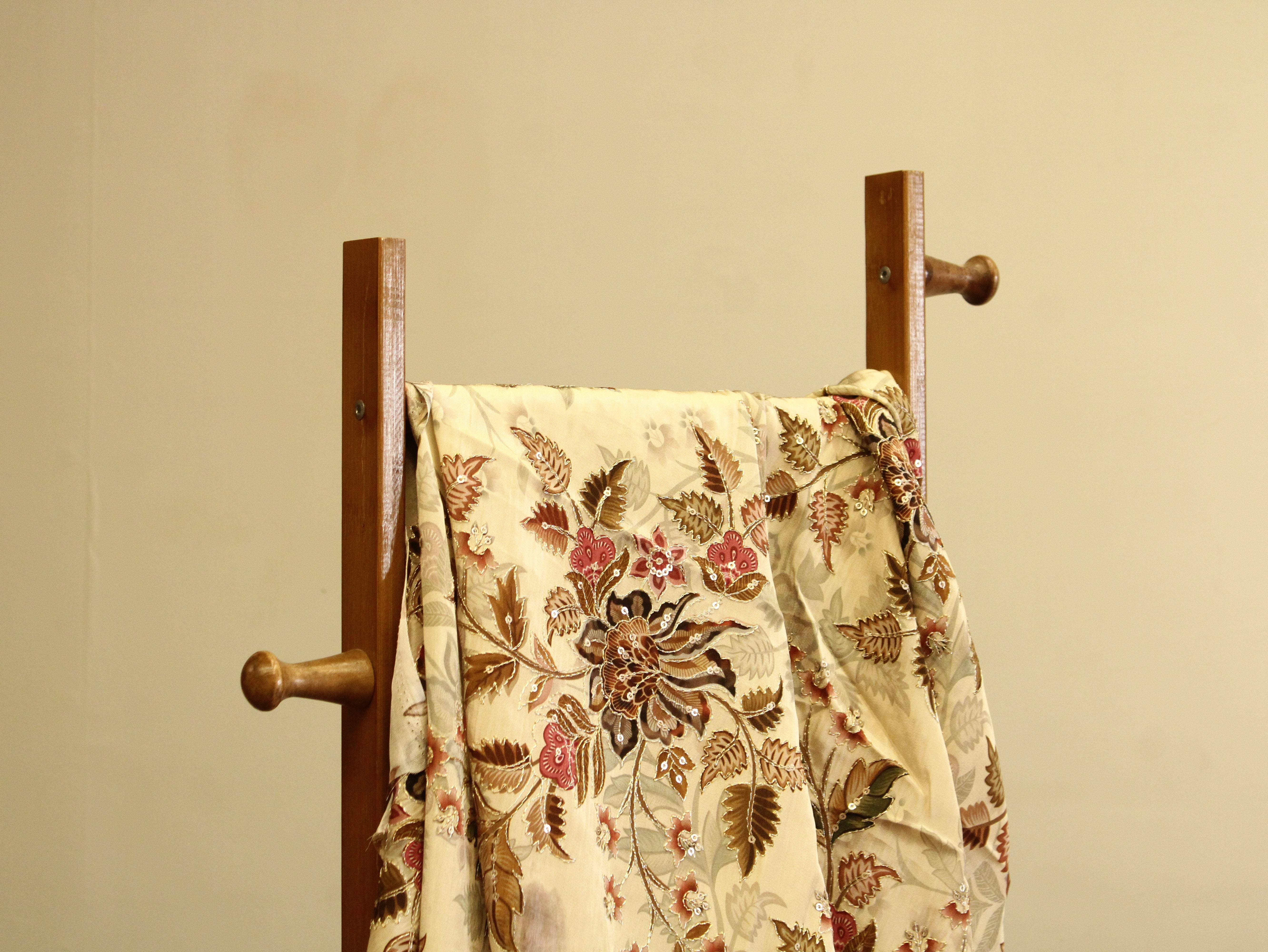 POSH : Digital Print with position work Natural Crepe Fabric - Beige - M'Foks