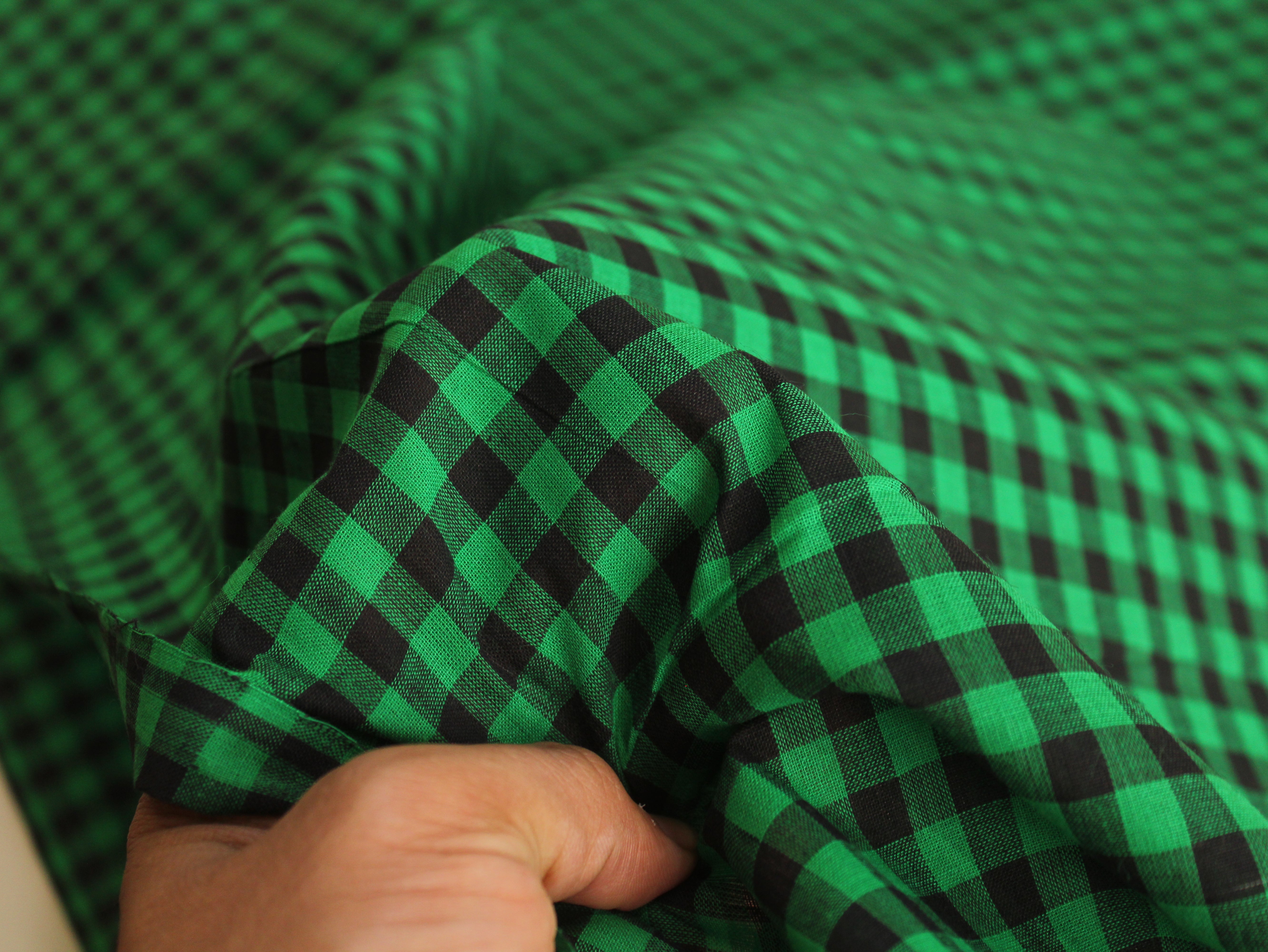 Pure Cotton Handloom Gingham Check Fabric | Green Black | 44 Inch | Non-Washed | 100 GSM
