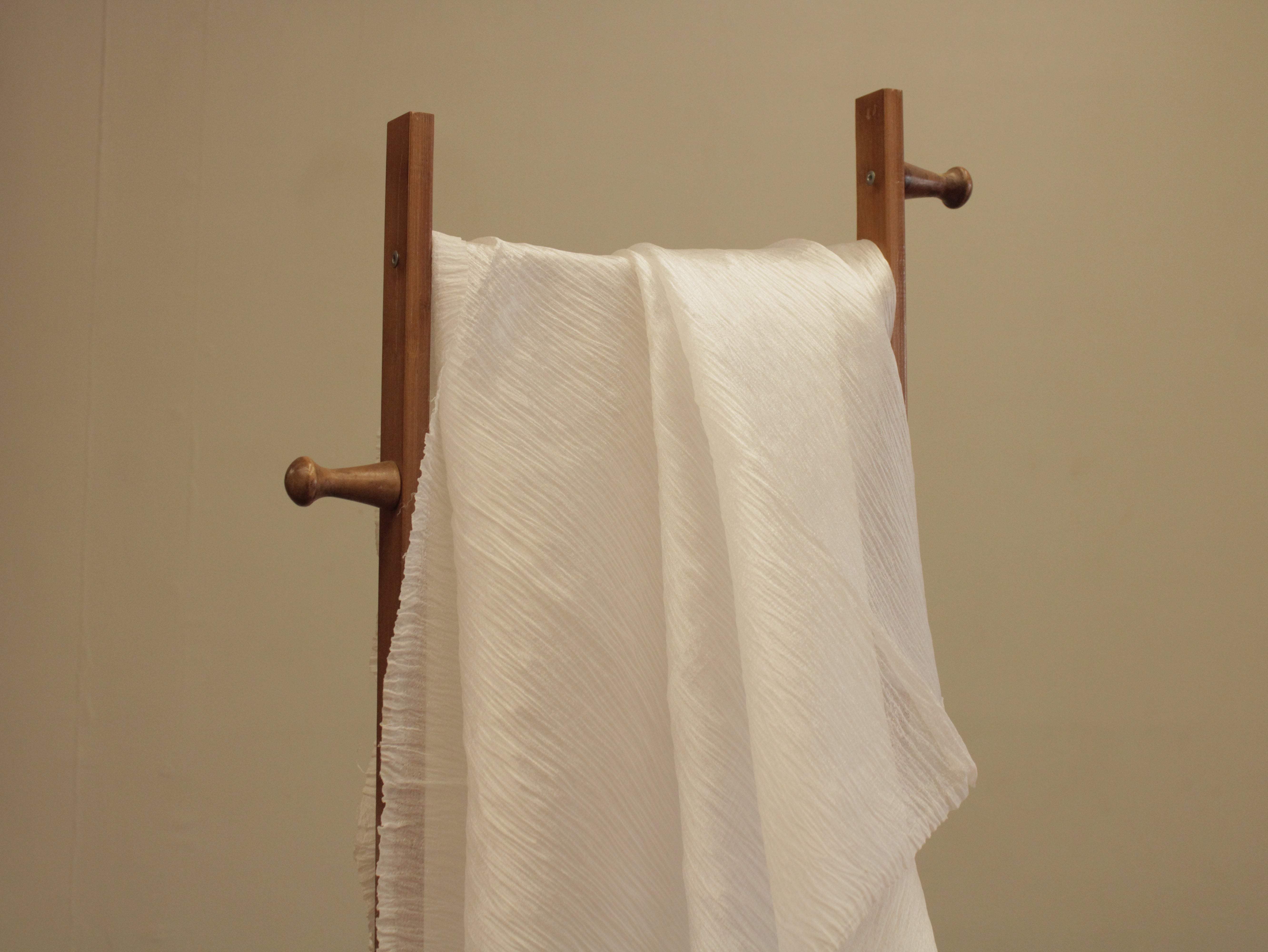 Crush Silk Fabric - White Dyeable - M'Foks
