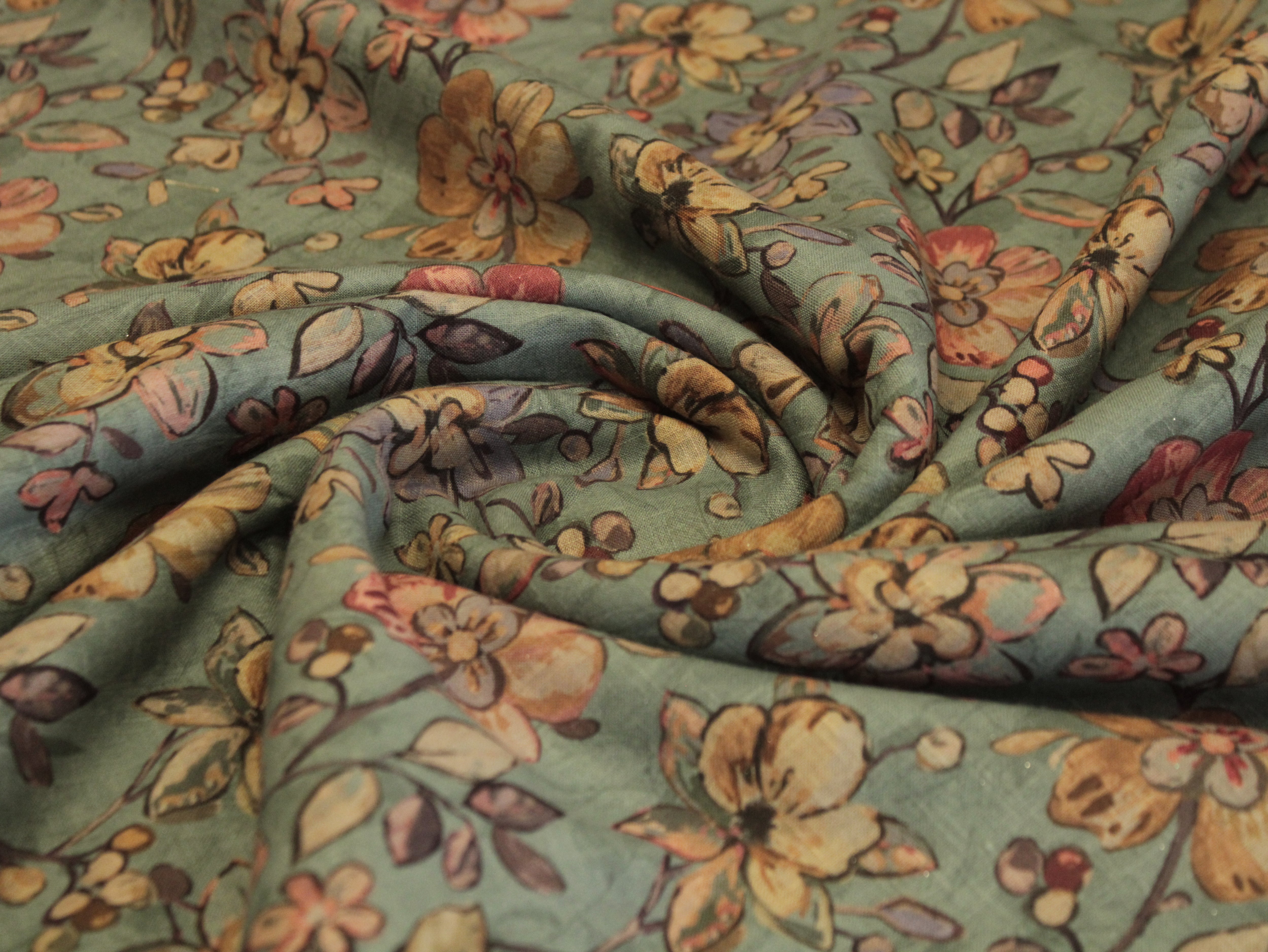 Georgette Delight : Lucknawi Thread Work Fabric - Peach