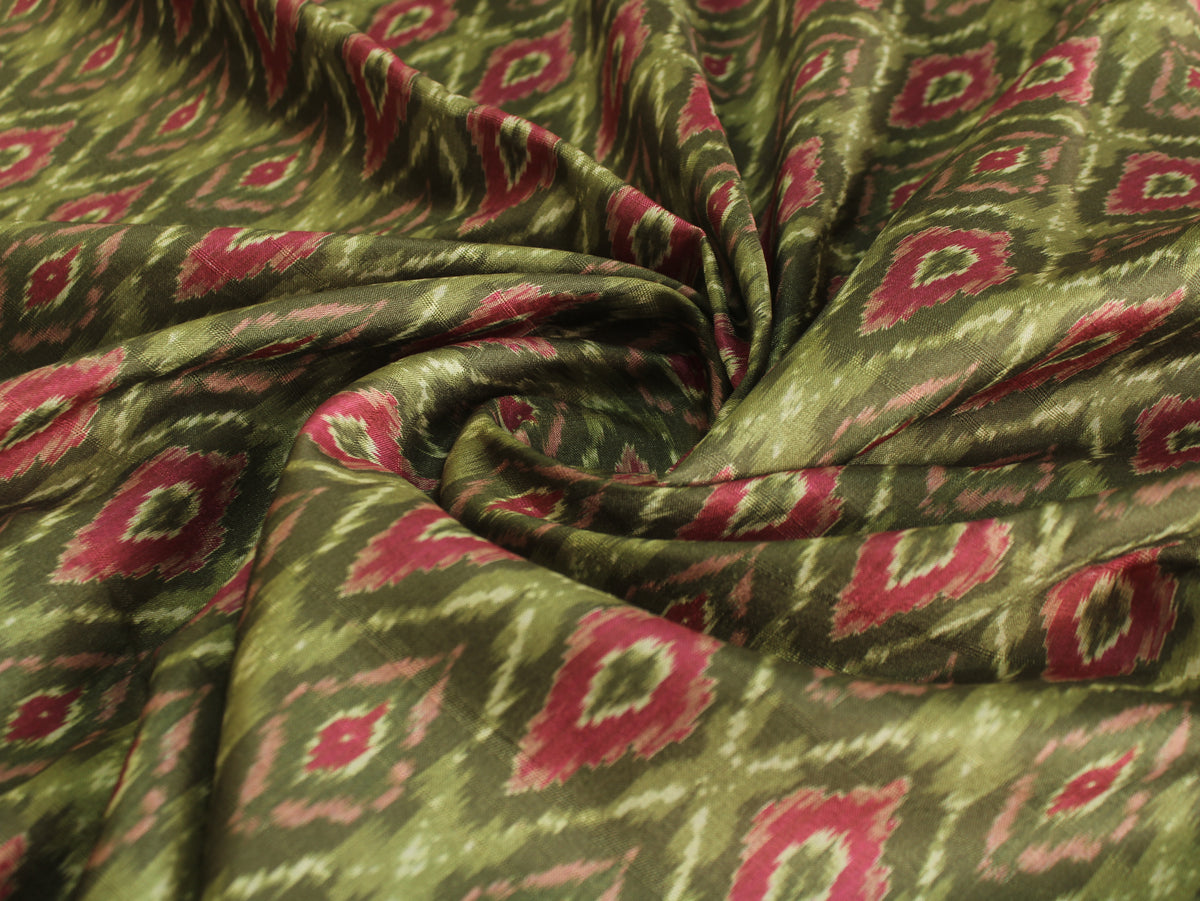 Tissu imprimé Ikat effet Matka de soie artificielle